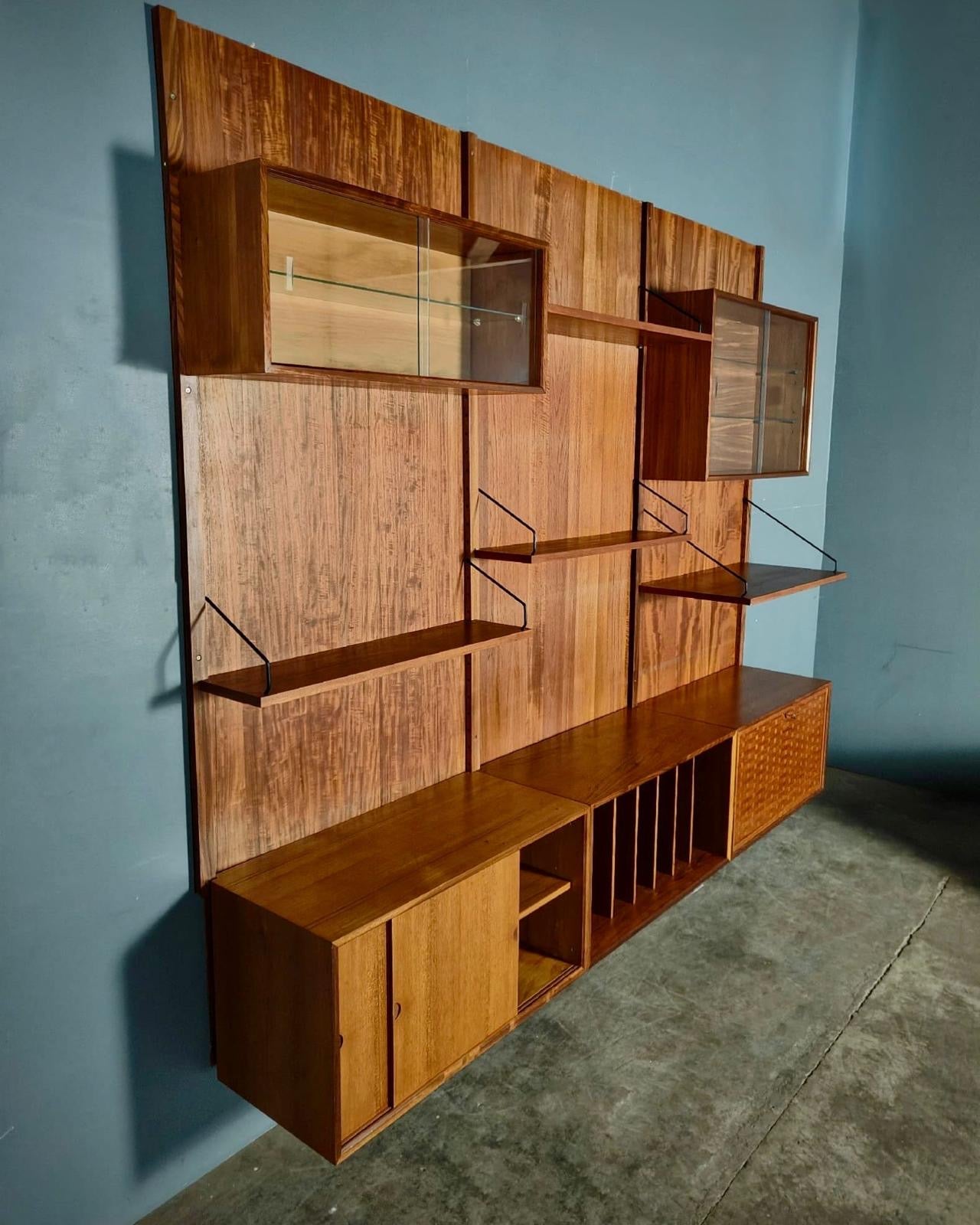 SOLD Mid Century Poul Cadovius Royal System Cado Large Teak Wall Unit Vintage Retro MCM