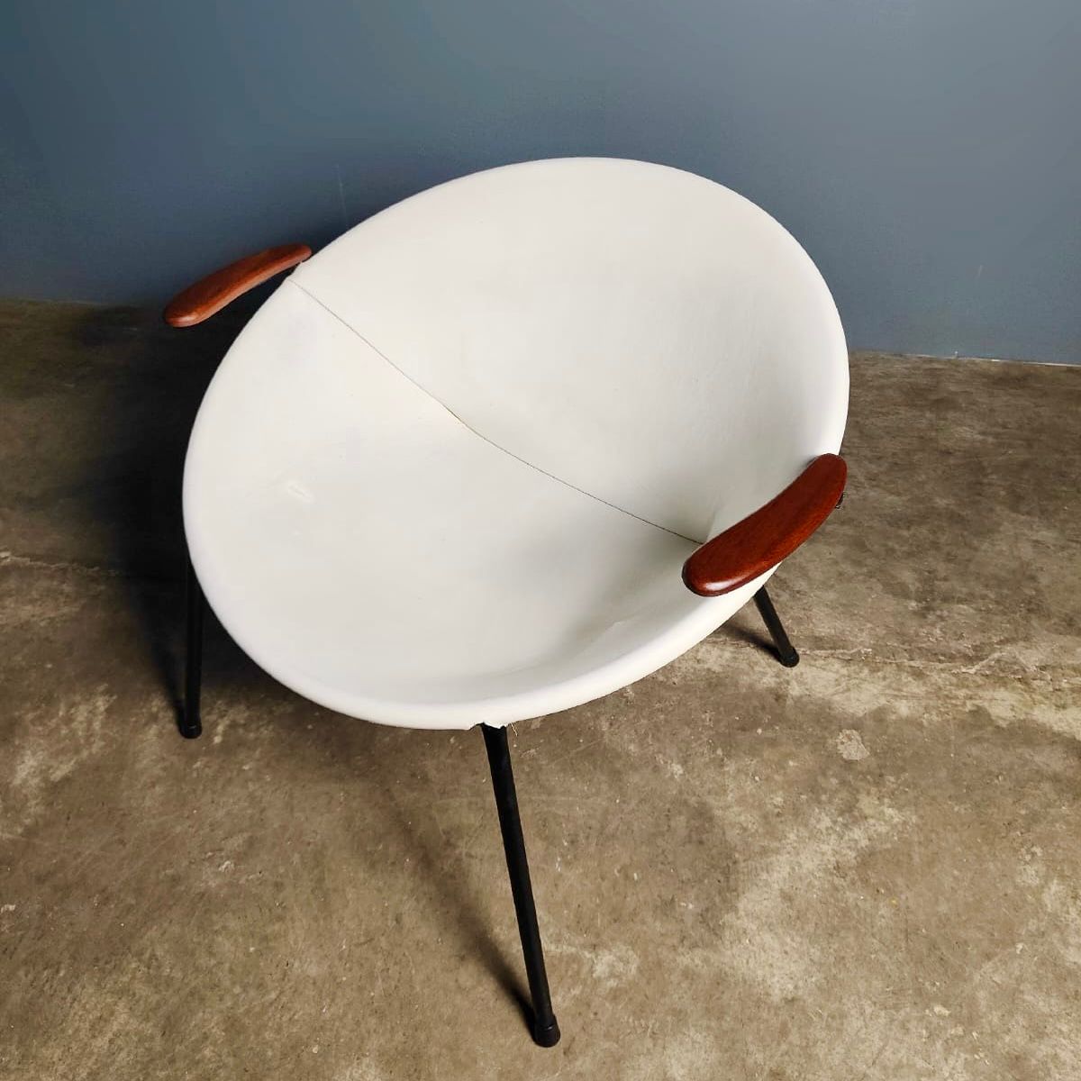 SOLD Hans Olsen Balloon Lounge Chair 1955 Lea Design Danish Mid Century Vintage Retro MCM
