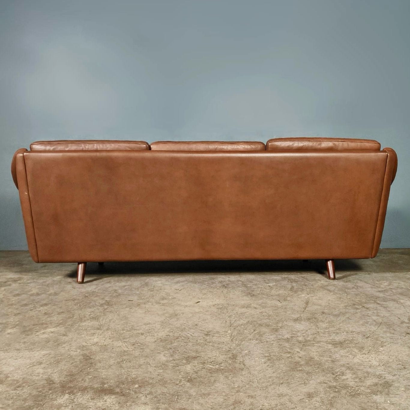 Matador Brown Leather Three Seater Sofa By Aage Christiansen For Erhardsen & Andersen & Eran Mobler Mid Century Vintage Retro MCM