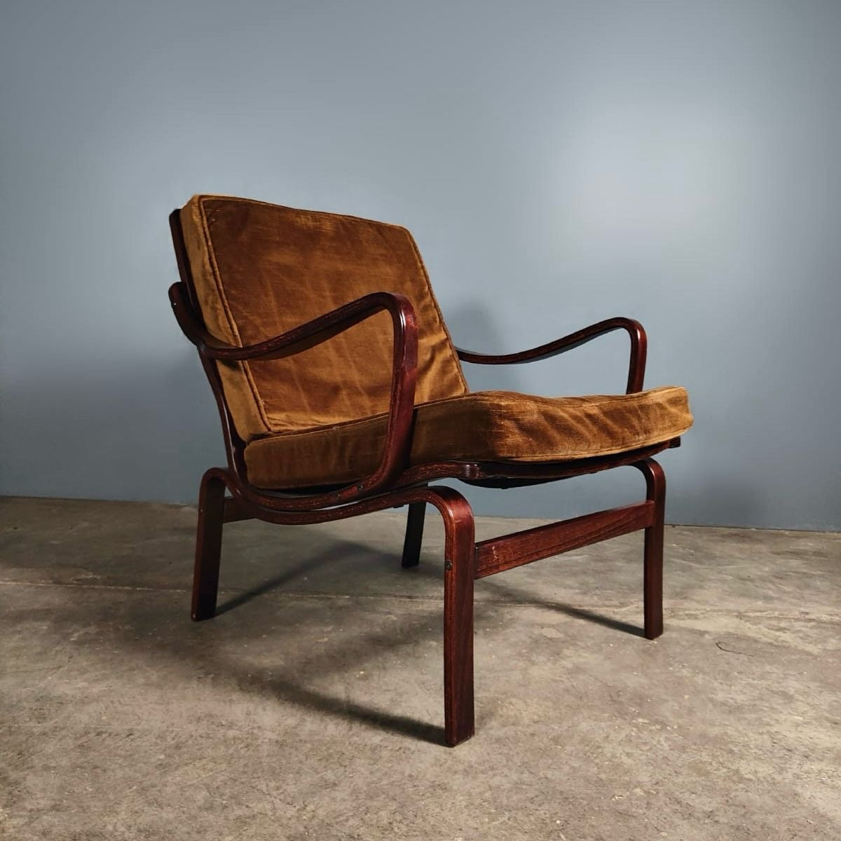 Mid Century Bentwood Rosewood Lounge Chair Vintage Retro MCM