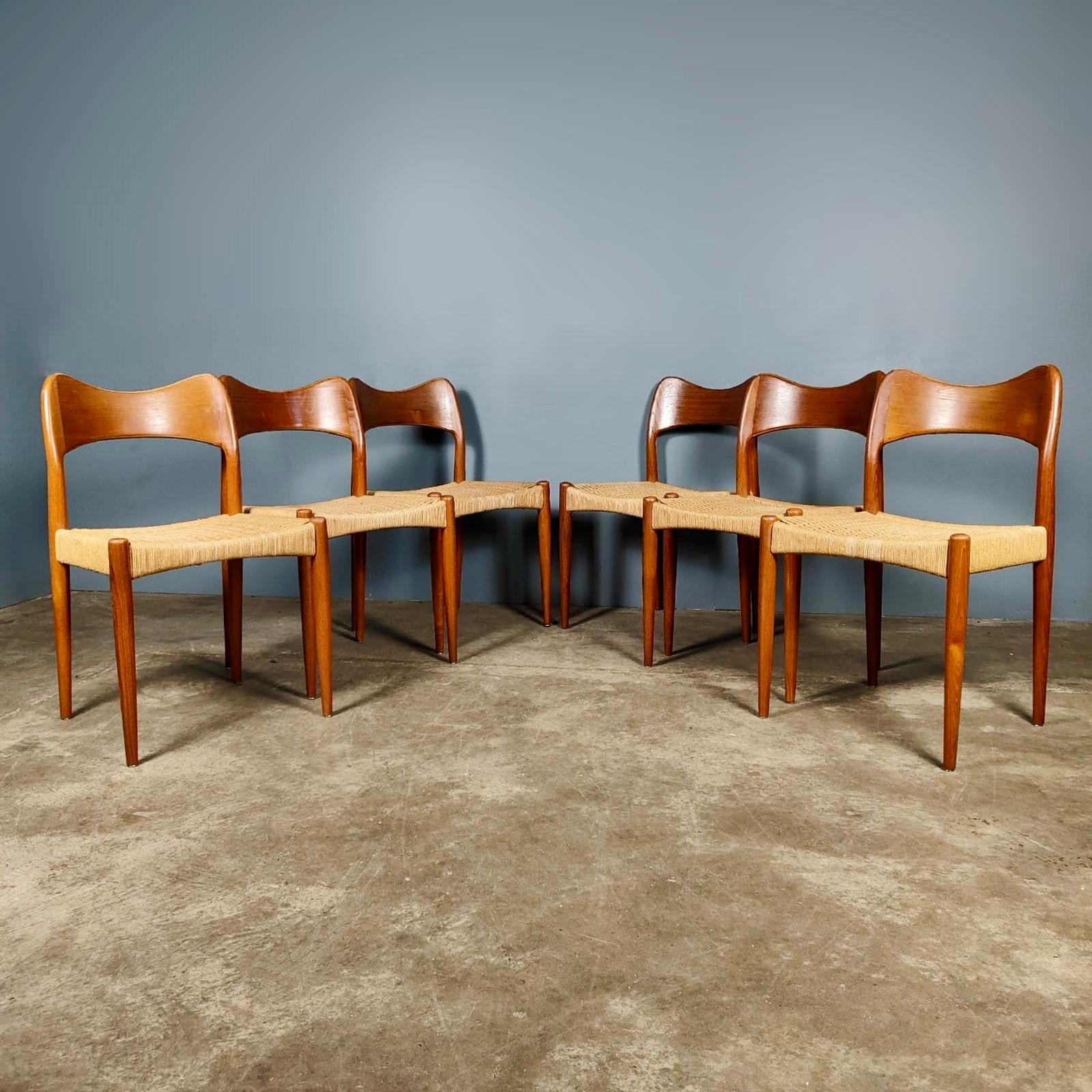 SOLD 6 x Papercord Danish Dining Chairs By Arne Hovmand-Olsen For Mogens Kold Mid Century Vintage Retro MCM