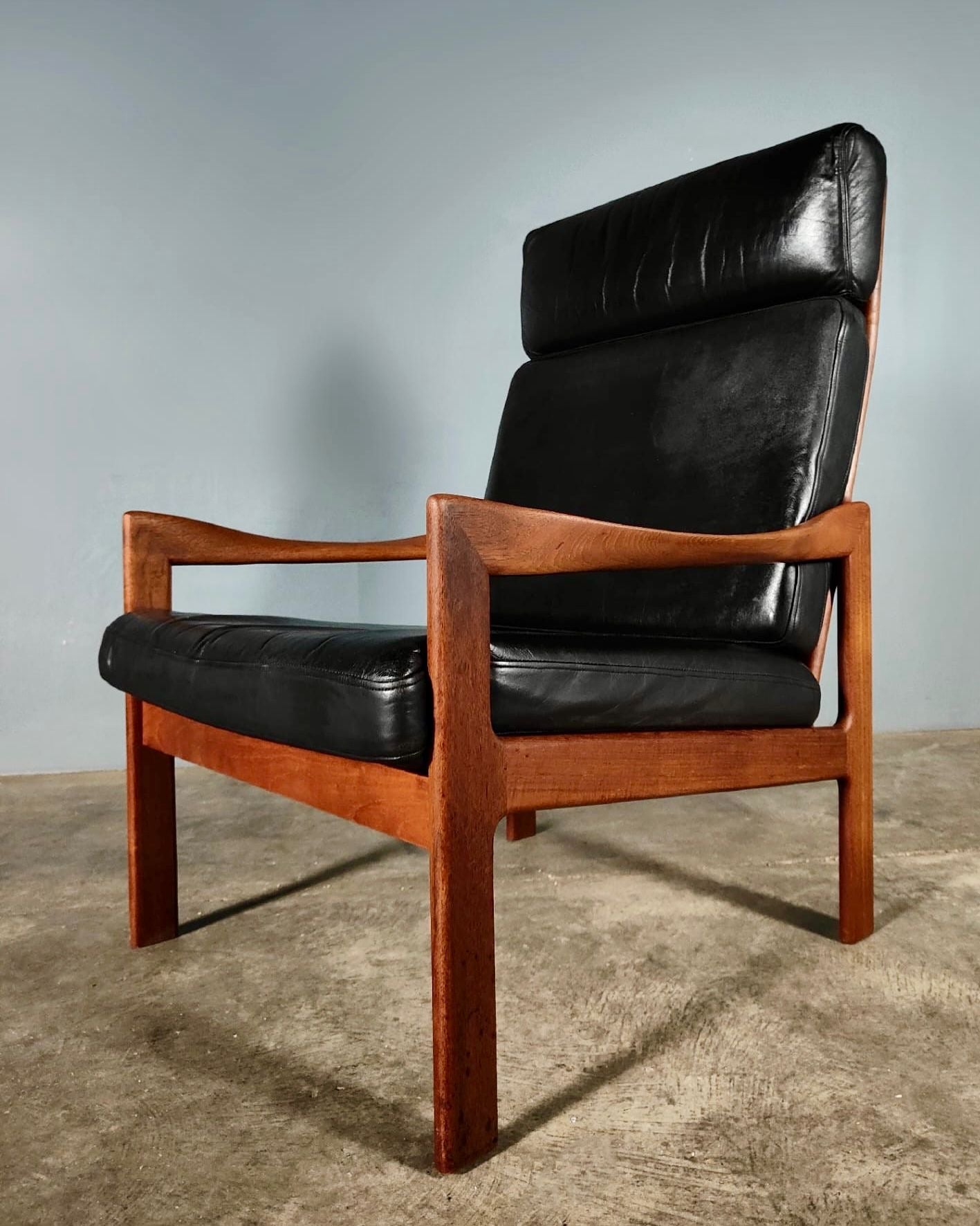 Mid Century Danish Lounge Chair & Ottoman Teak Black Leather By Illum Wikkelsø For Niels Eilersen Vintage Retro MCM