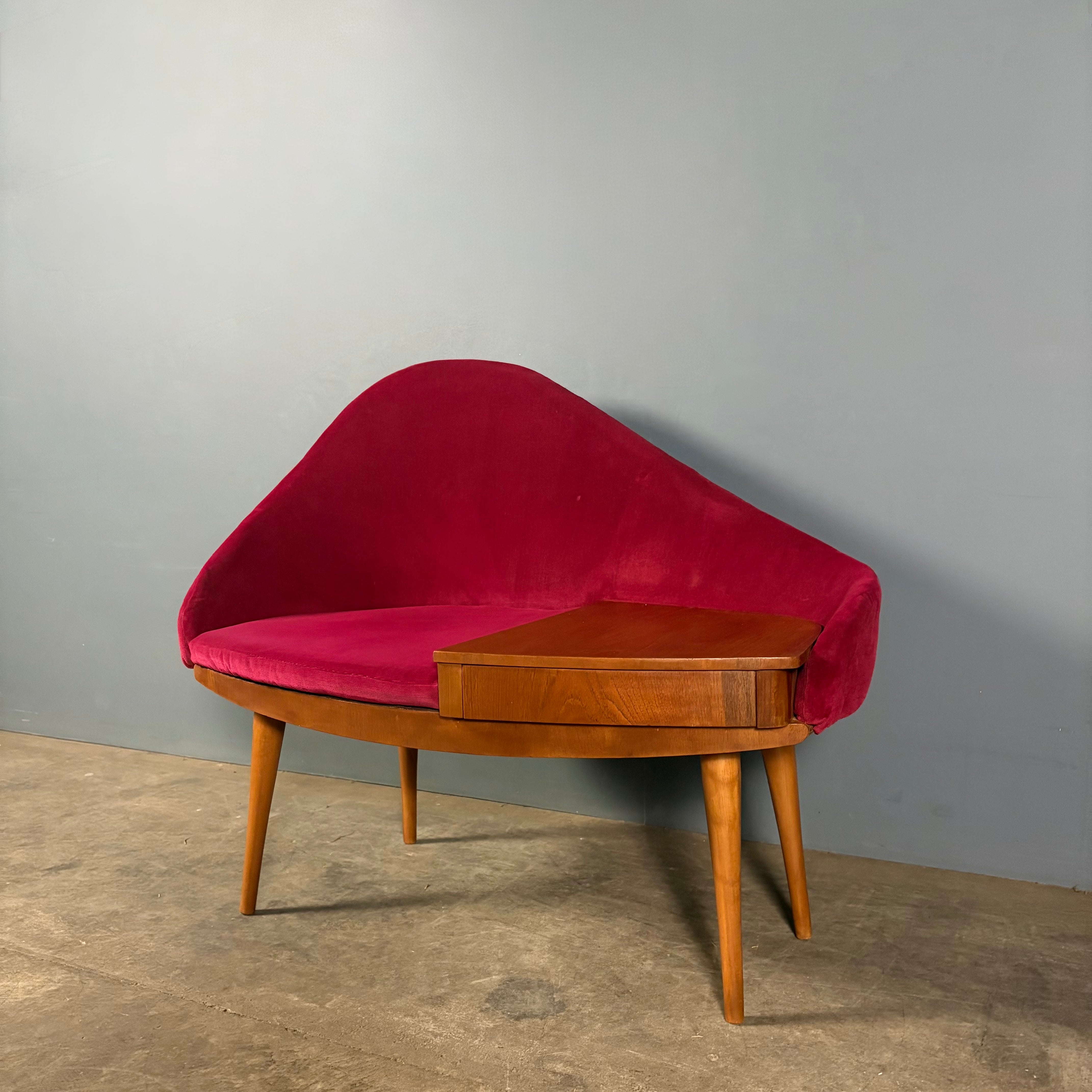 Chippy Heath Contour Curved Telephone Table Seat Mid Century Vintage Retro MCM