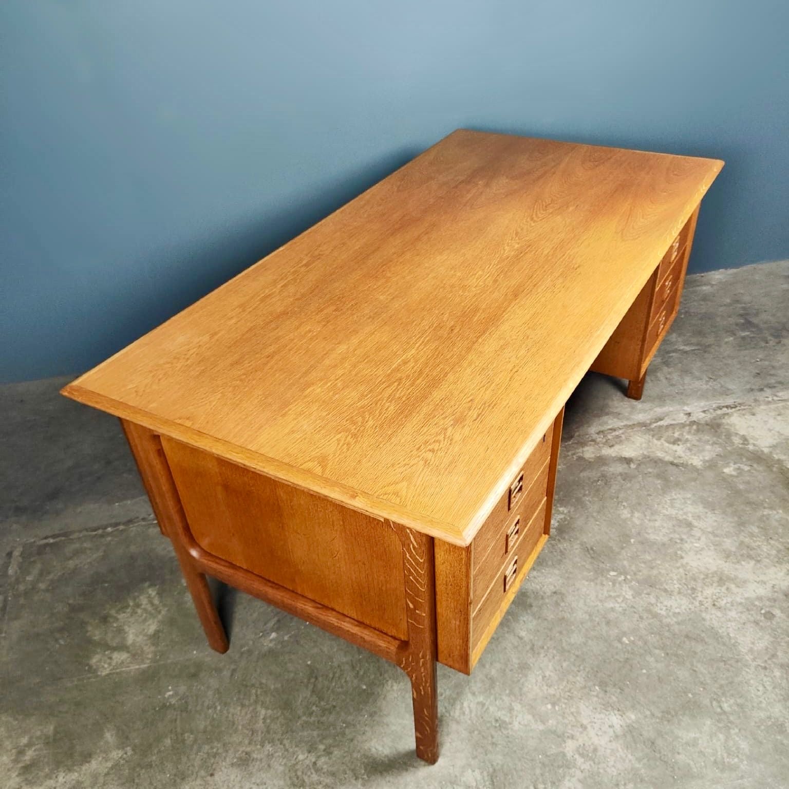 SOLD Mid Century Danish Oak Desk By Arne Vodder For Sibast Vintage Retro MCM