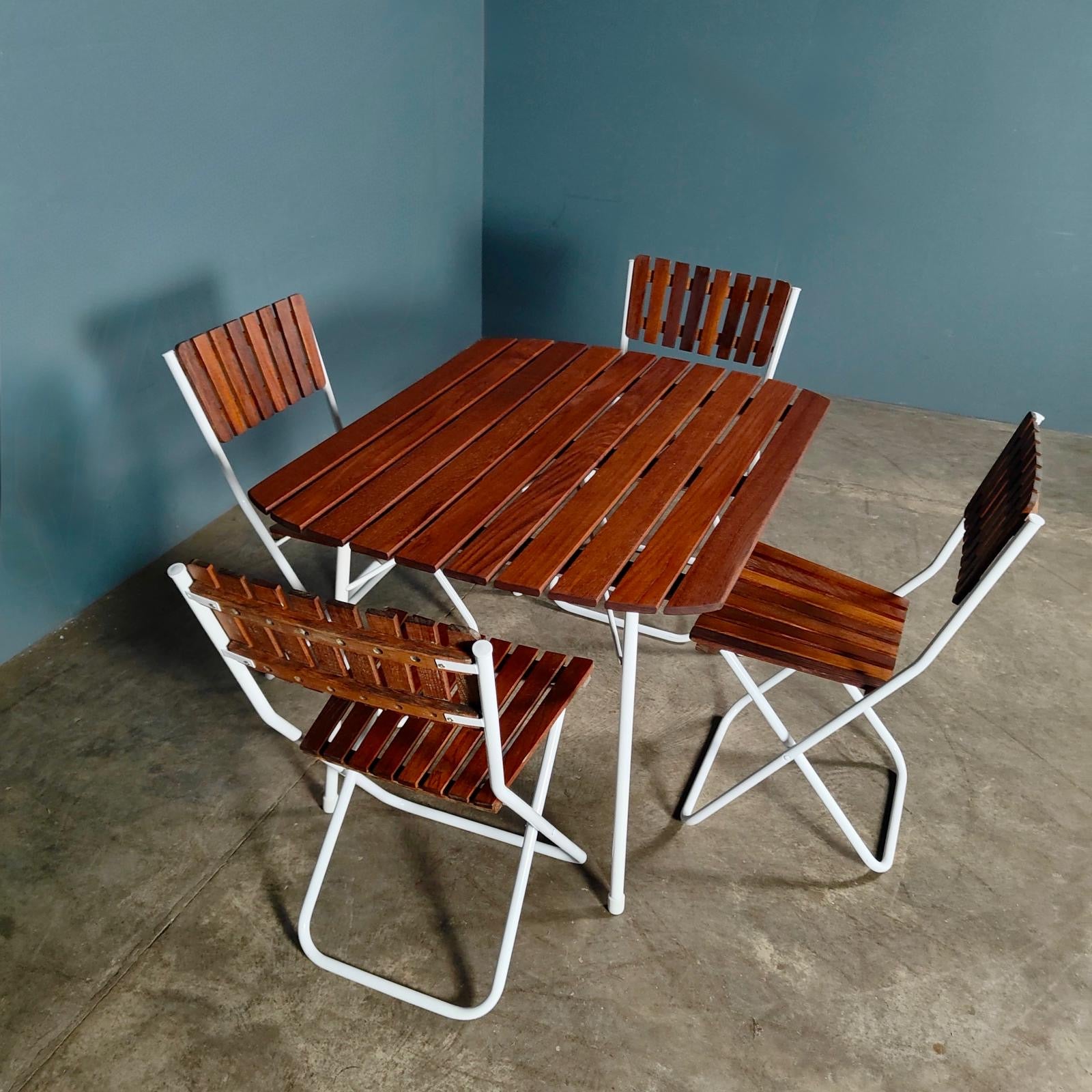 Four Daneline Style Garden Folding Chairs Table Danish Teak Mid