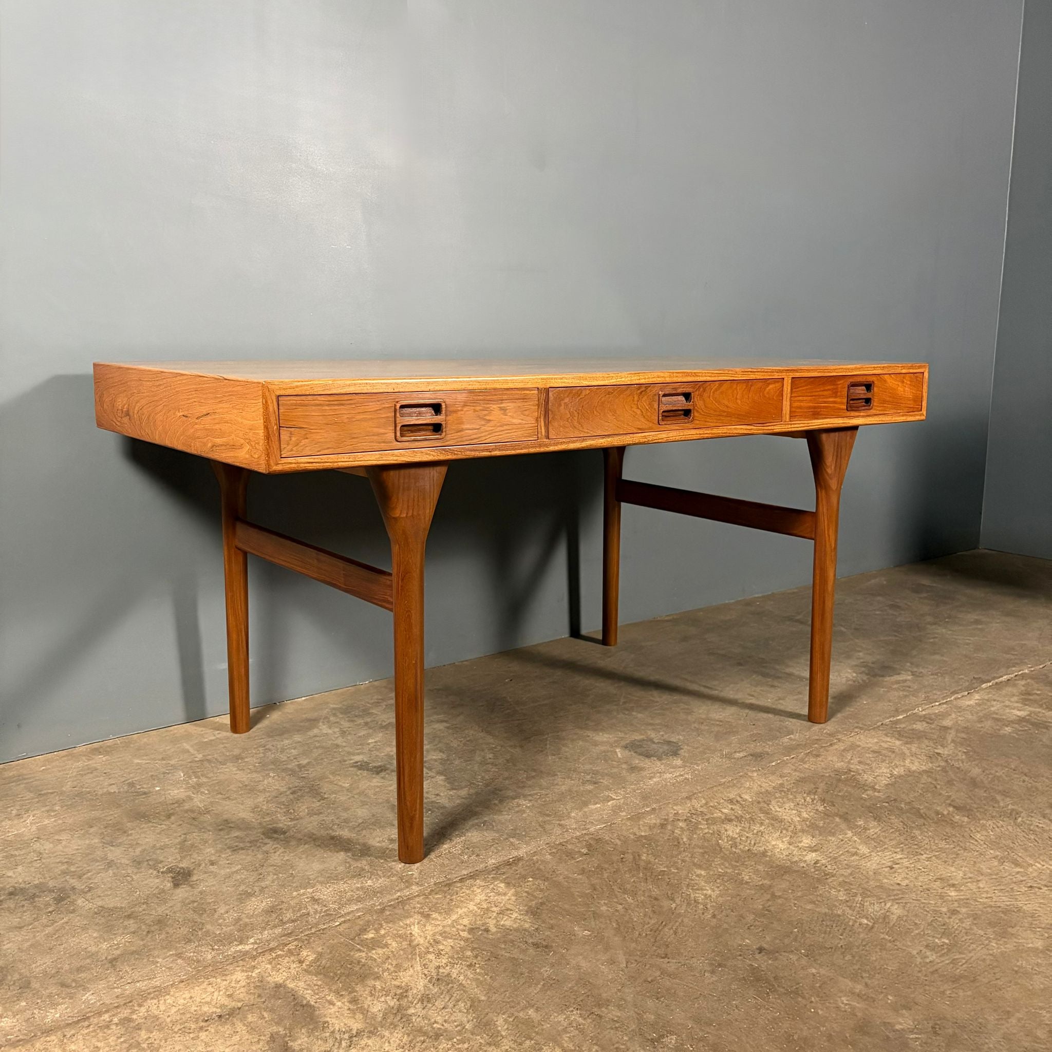Nanna & Ditzel 93/3 Desk Søren Willadsen Møbelfabrik 1955 ND93 Danish Mid Century Vintage Retro MCM