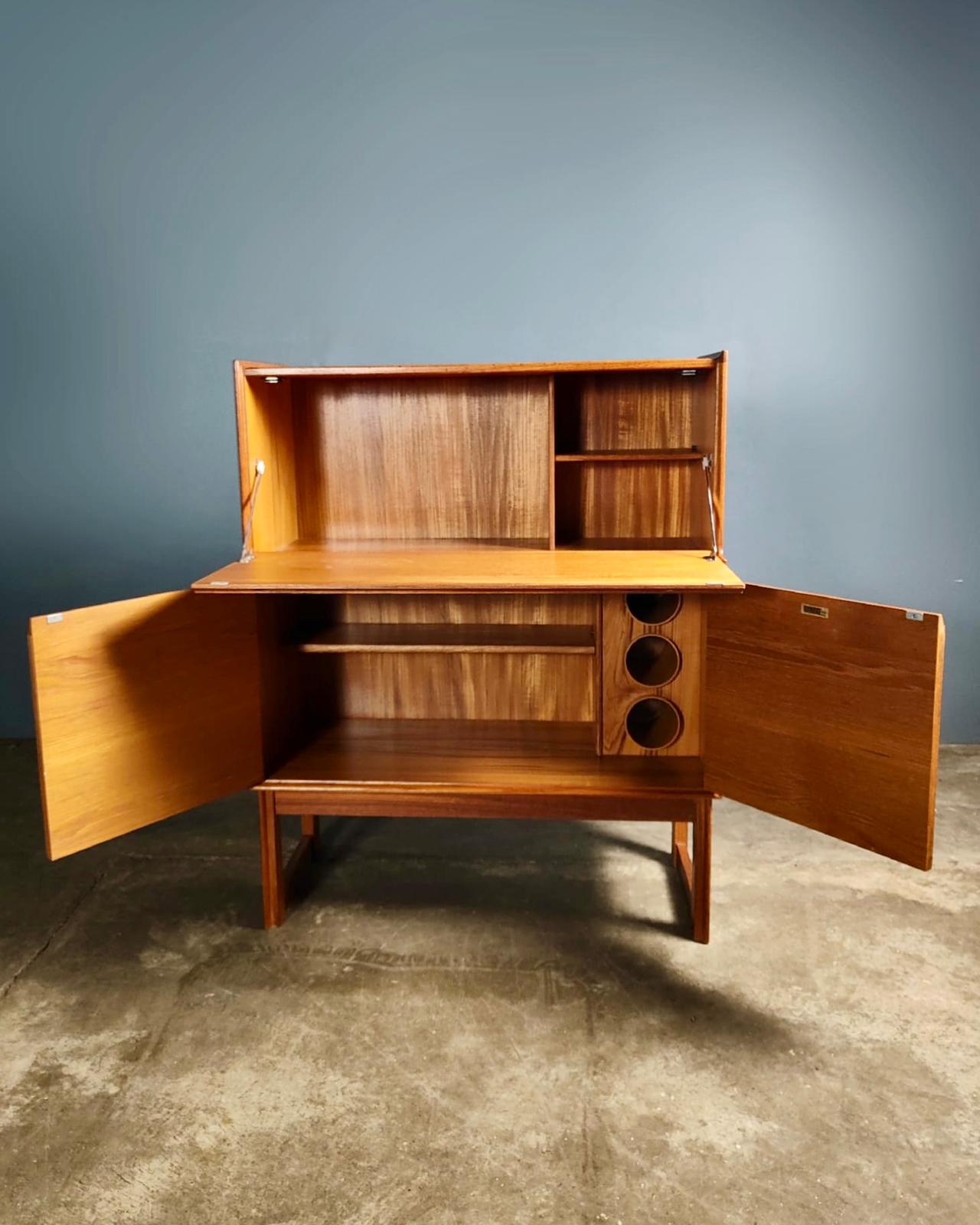 SOLD Teak 1960s Drinks Cabinet/Bar Mid Century Vintage Retro MCM