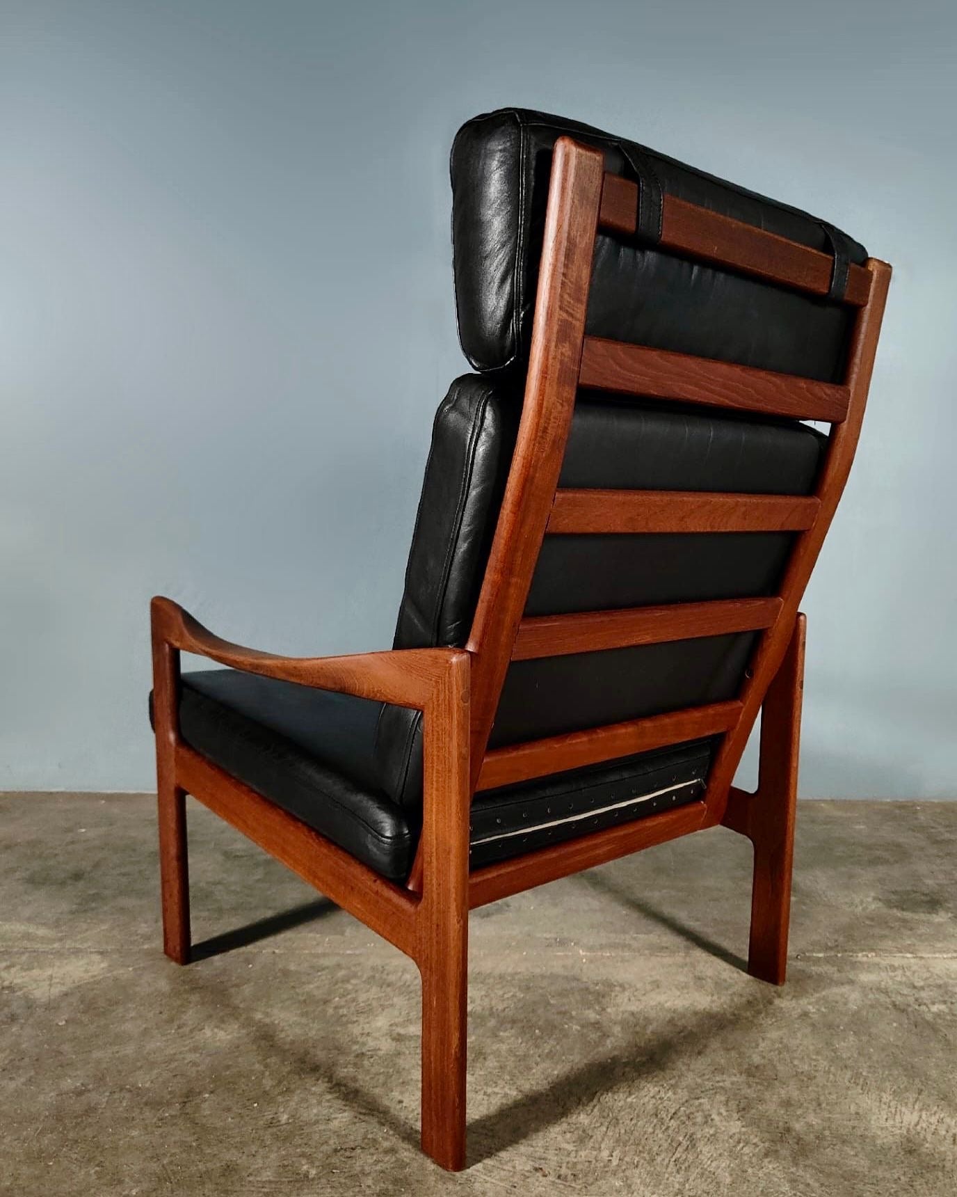 Mid Century Danish Lounge Chair & Ottoman Teak Black Leather By Illum Wikkelsø For Niels Eilersen Vintage Retro MCM