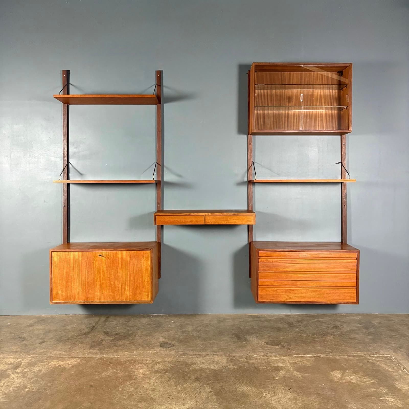 Mid Century Poul Cadovius Royal System Cado Large Teak Wall Unit Vintage Retro MCM Set 4