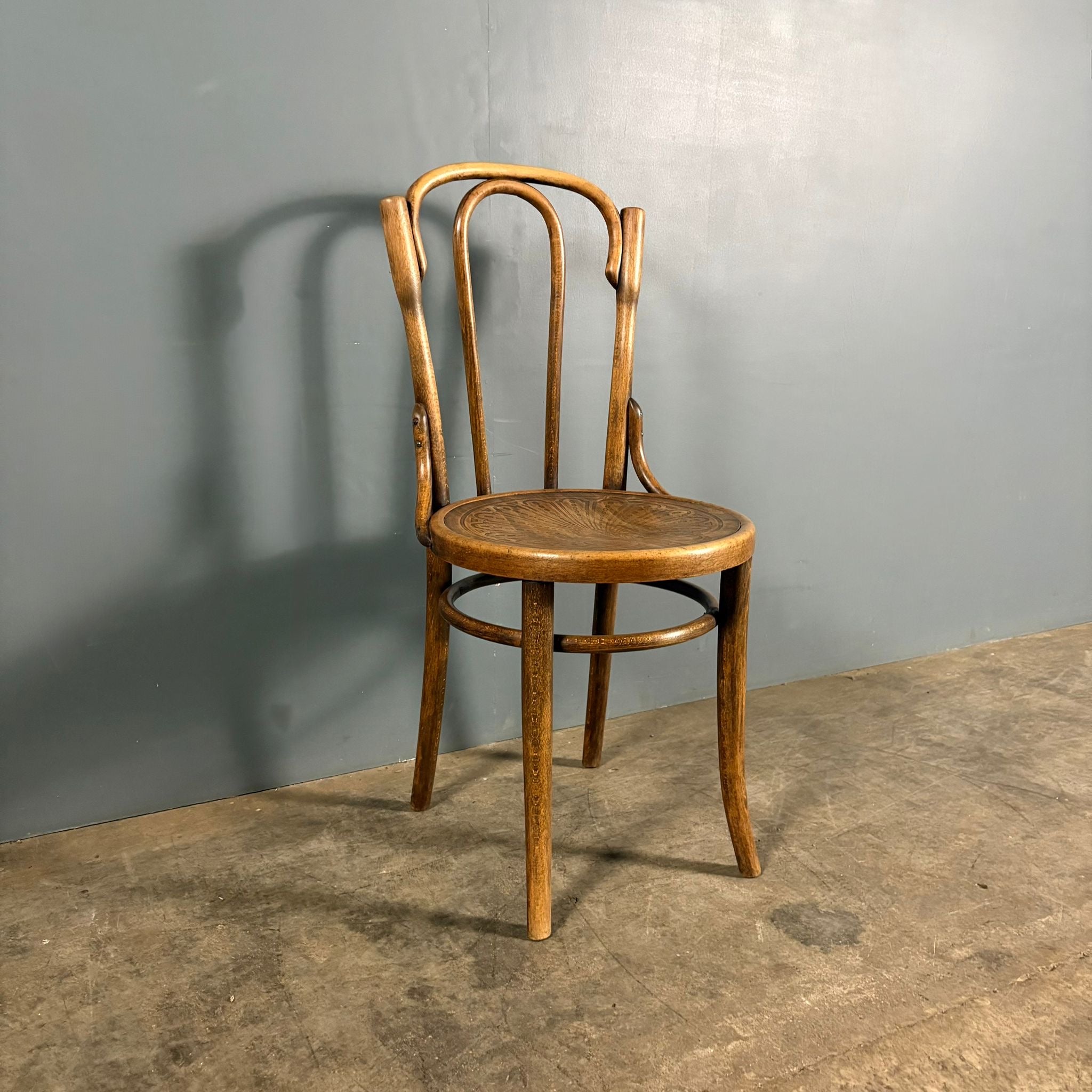 Pair Of Thonet Bistro Dining Chairs Mundus J&J Kohn Antique Vintage