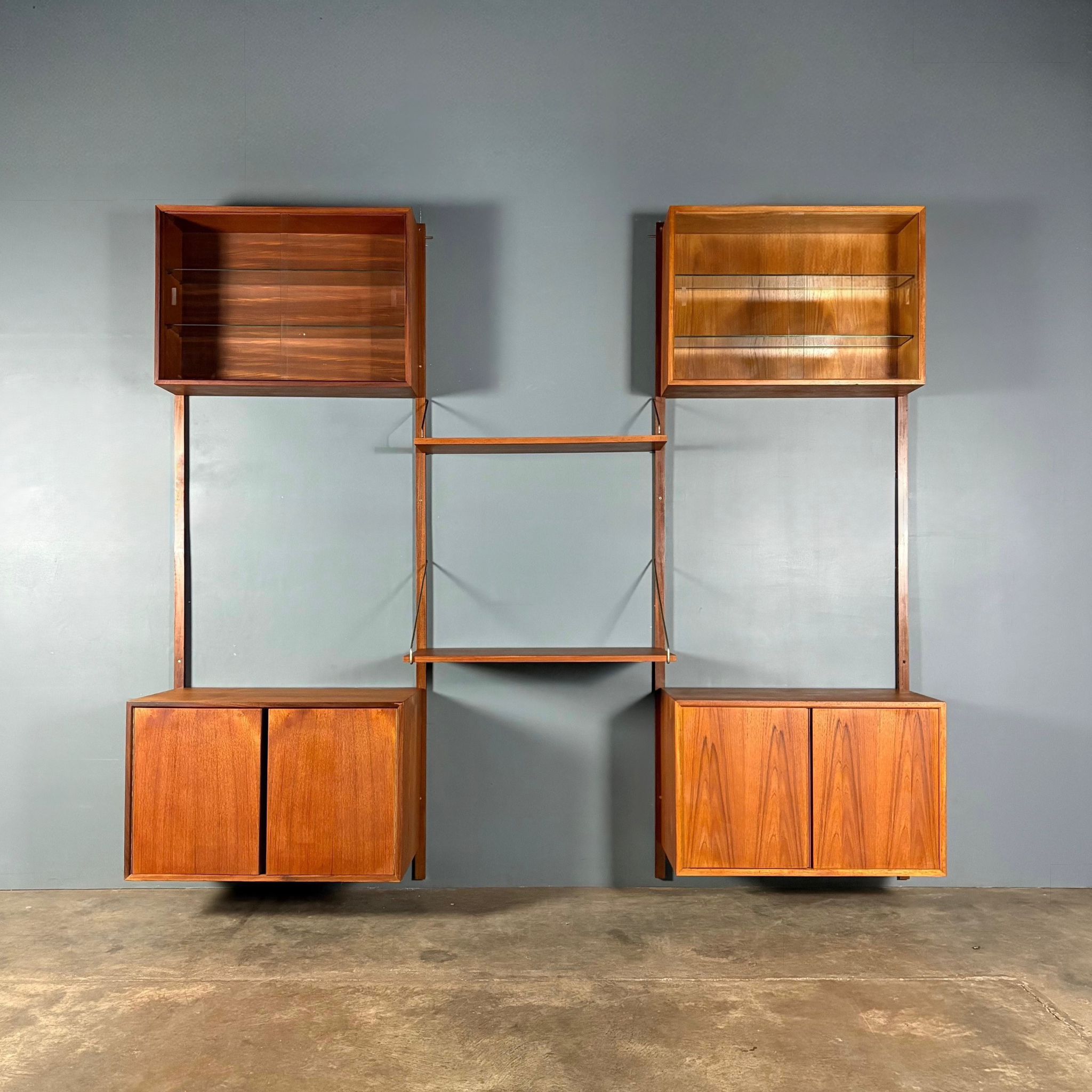 Mid Century Poul Cadovius Royal System Cado Large Teak Wall Unit Vintage Retro MCM Set 2