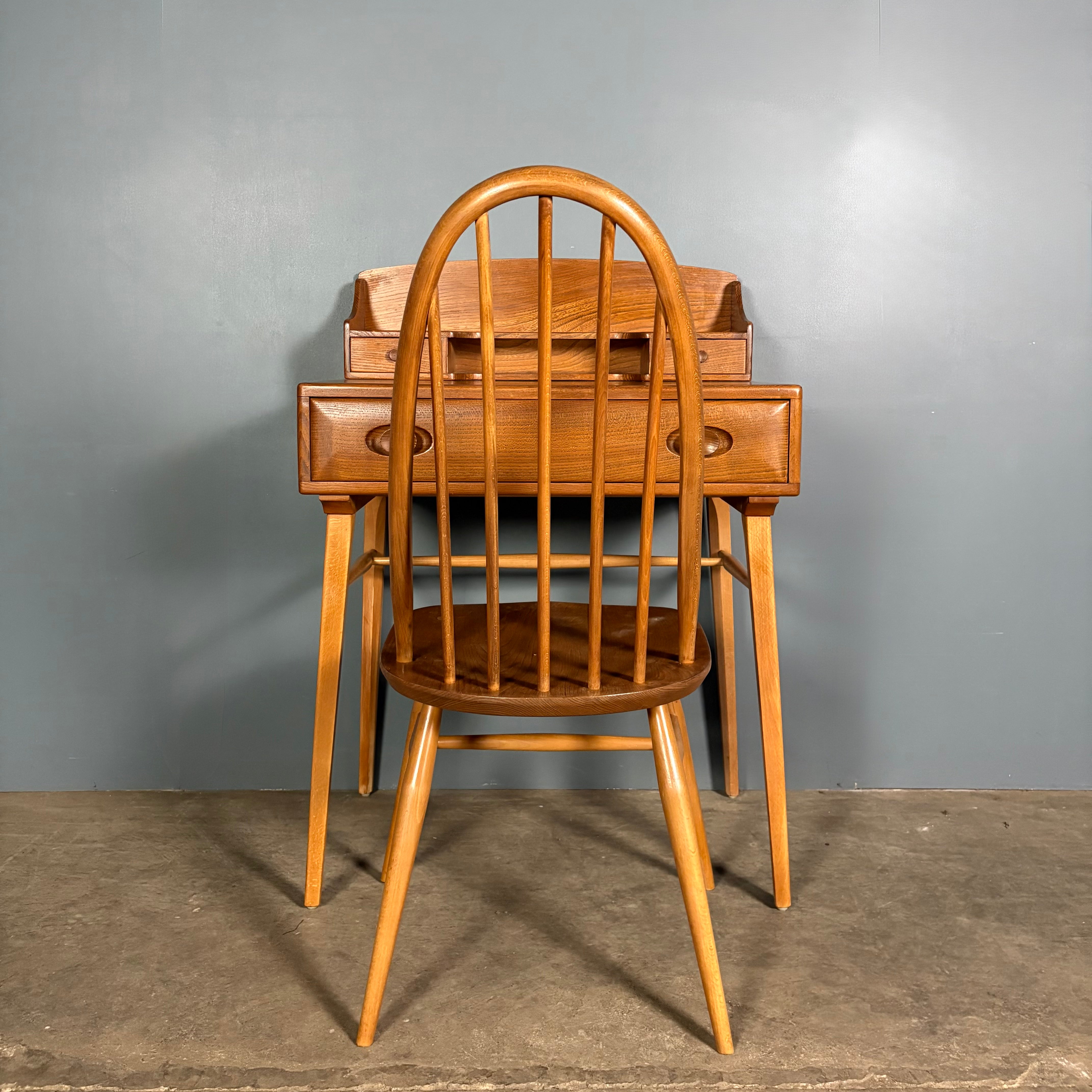 Ercol Model 437/439 Elm Windsor Writing Desk/Table & Matching Chair Mid Century Vintage Retro MCM