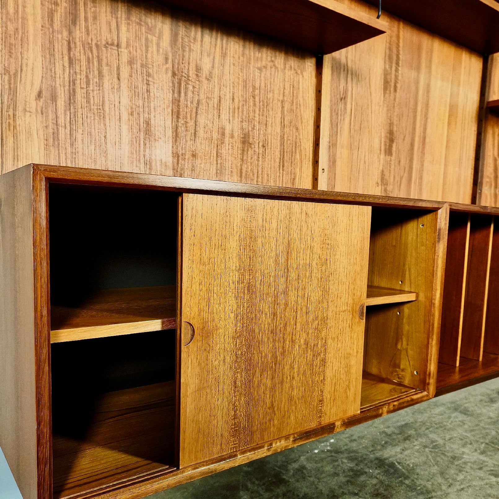 SOLD Mid Century Poul Cadovius Royal System Cado Large Teak Wall Unit Vintage Retro MCM