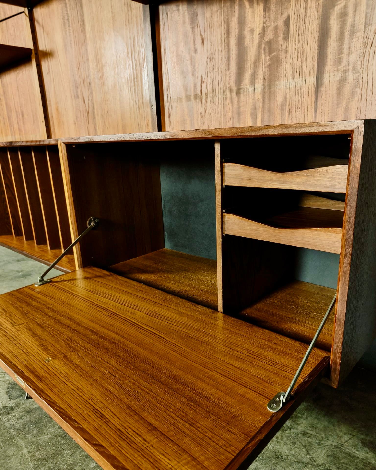SOLD Mid Century Poul Cadovius Royal System Cado Large Teak Wall Unit Vintage Retro MCM