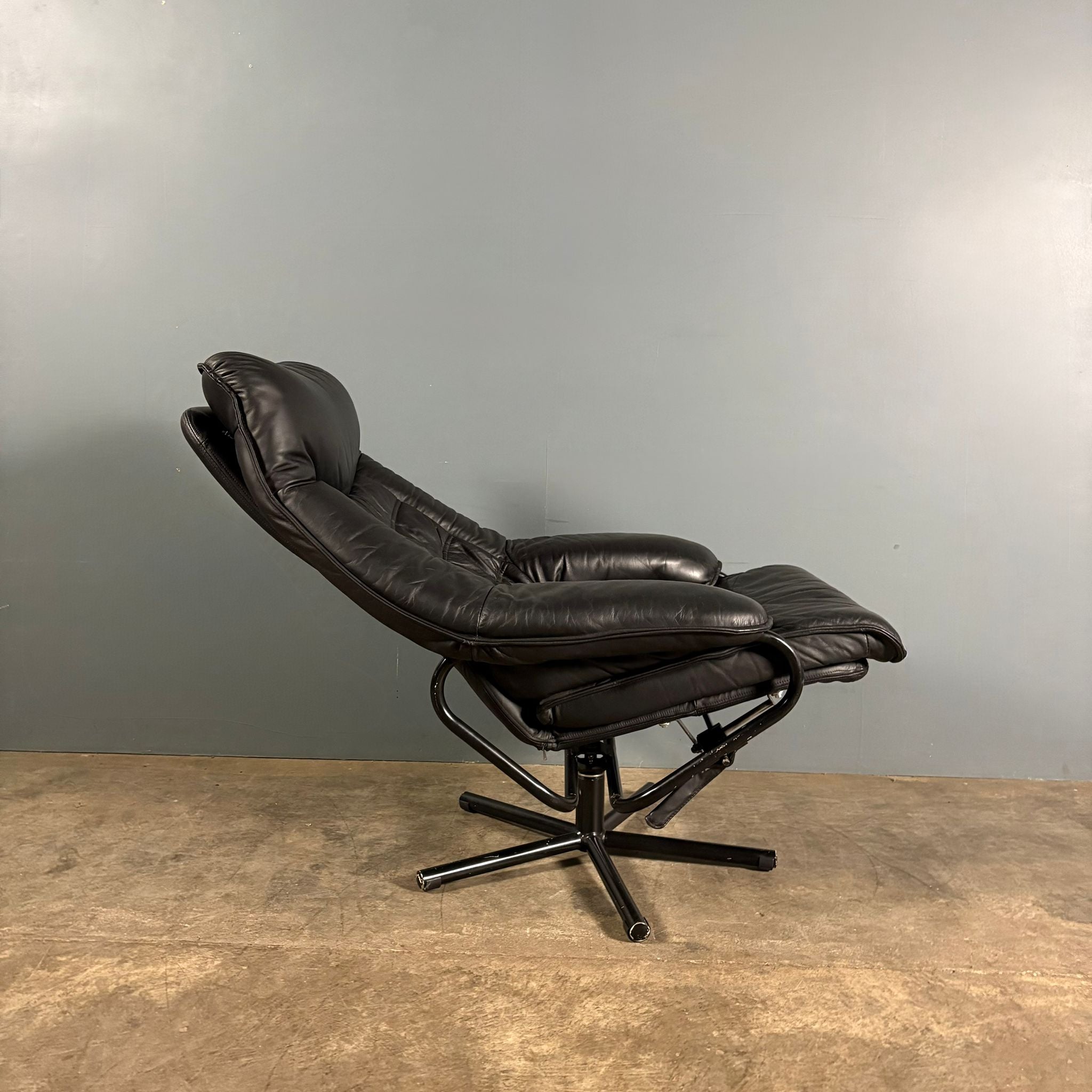 Black Leather Skoghaug Reclining Swivel Lounge Chair With Matching Footstool/Ottoman Mid Century Vintage Retro MCM