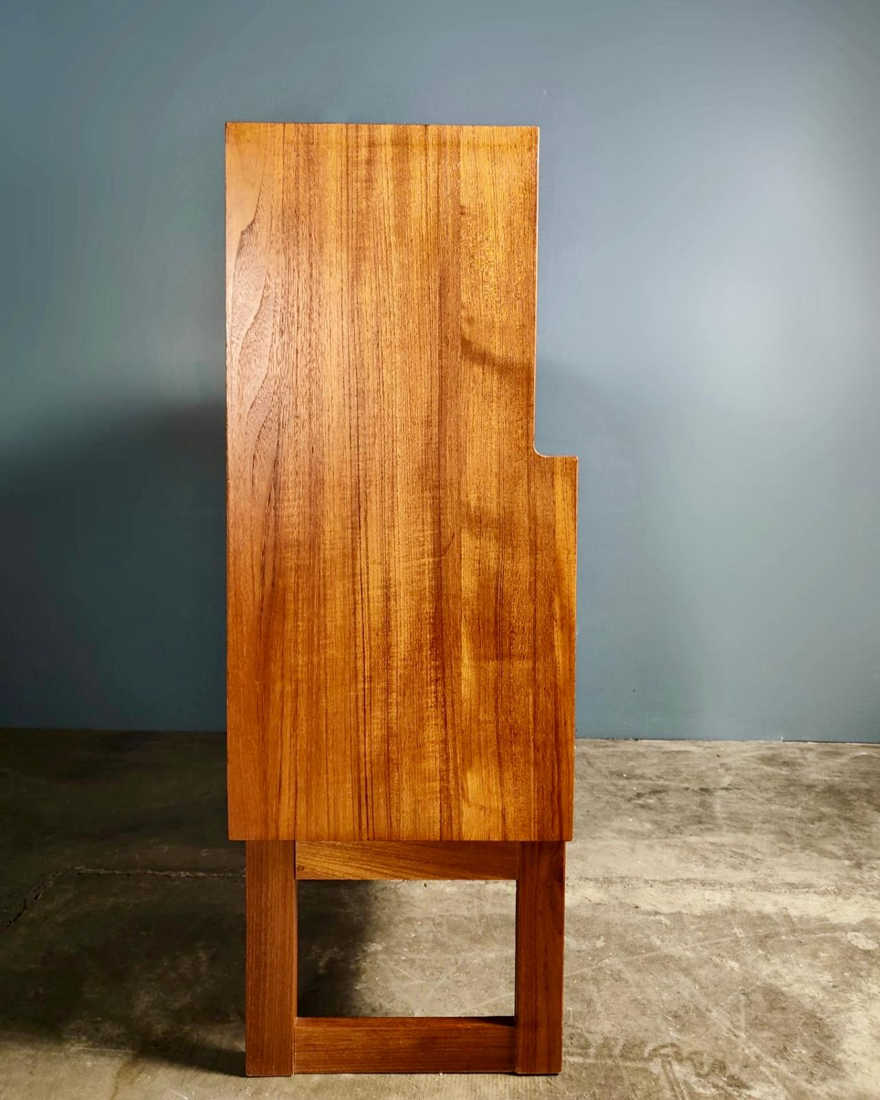 SOLD Teak 1960s Drinks Cabinet/Bar Mid Century Vintage Retro MCM