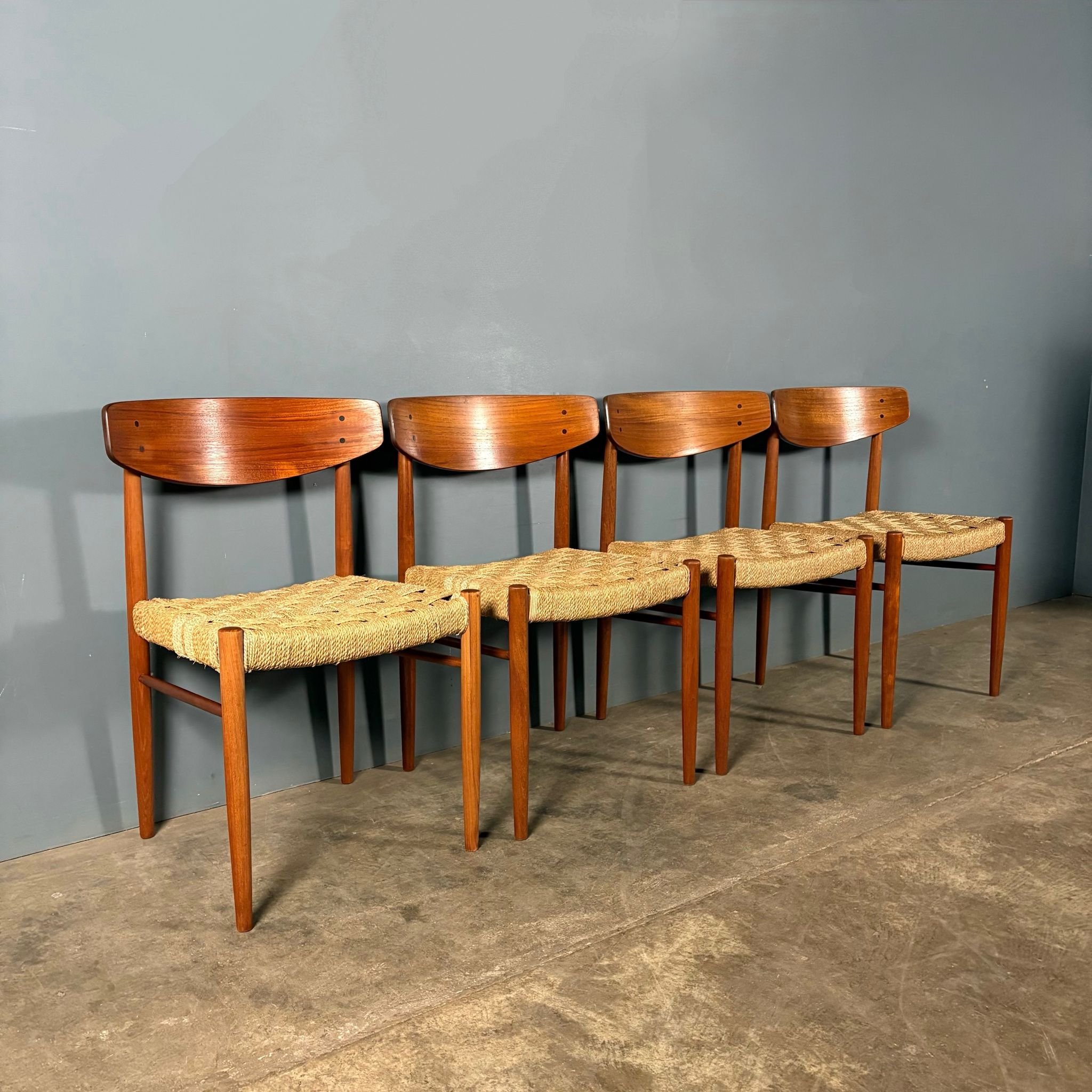 Set Of Four A.M Møbler Model 501 Papercord Danish Dining Chairs Mid Century Vintage Retro MCM