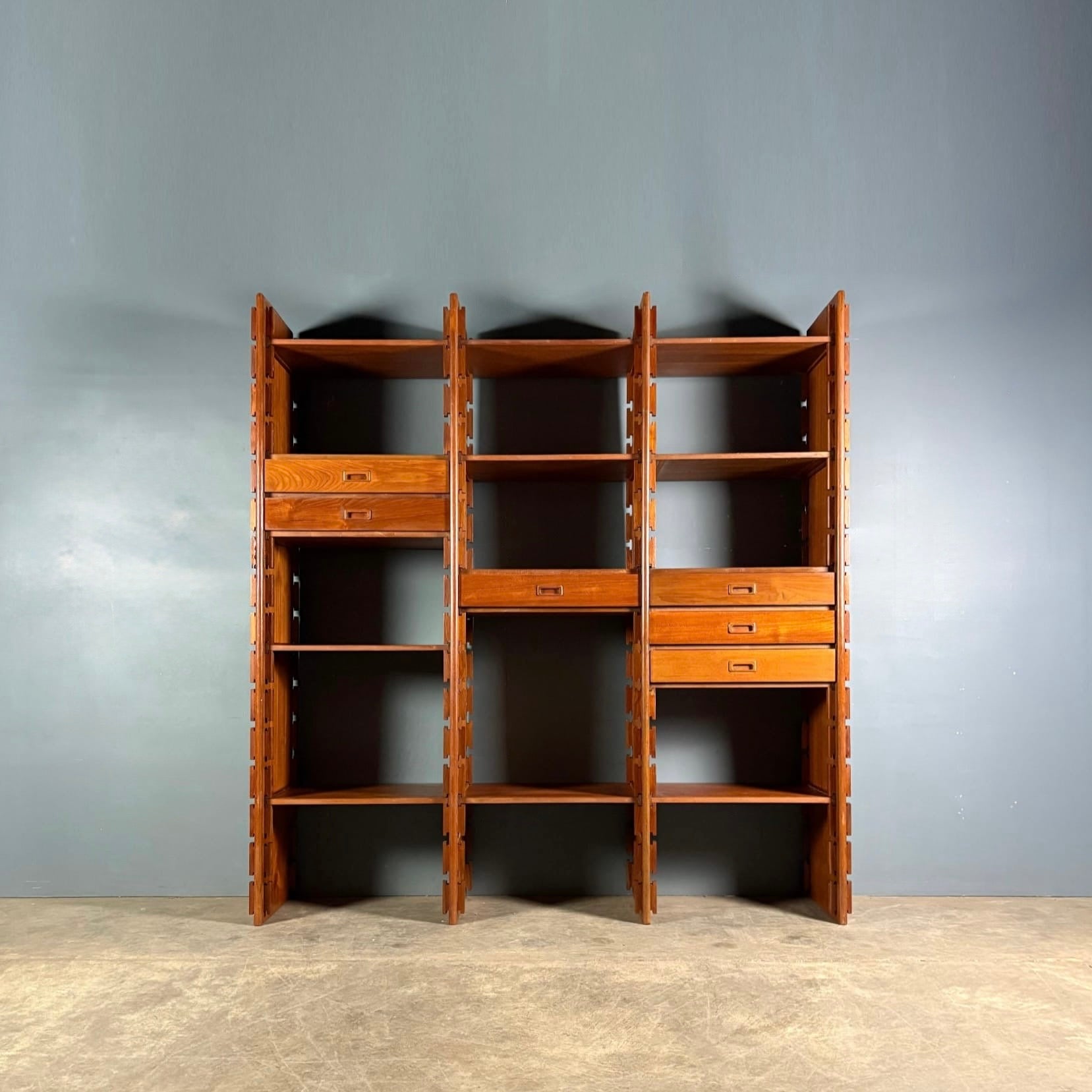 Gianfranco Frattini For Bernini Model 540 Teak Italian Modular Shelving System/Bookcase/Room Divider Mid Century Vintage Retro MCM