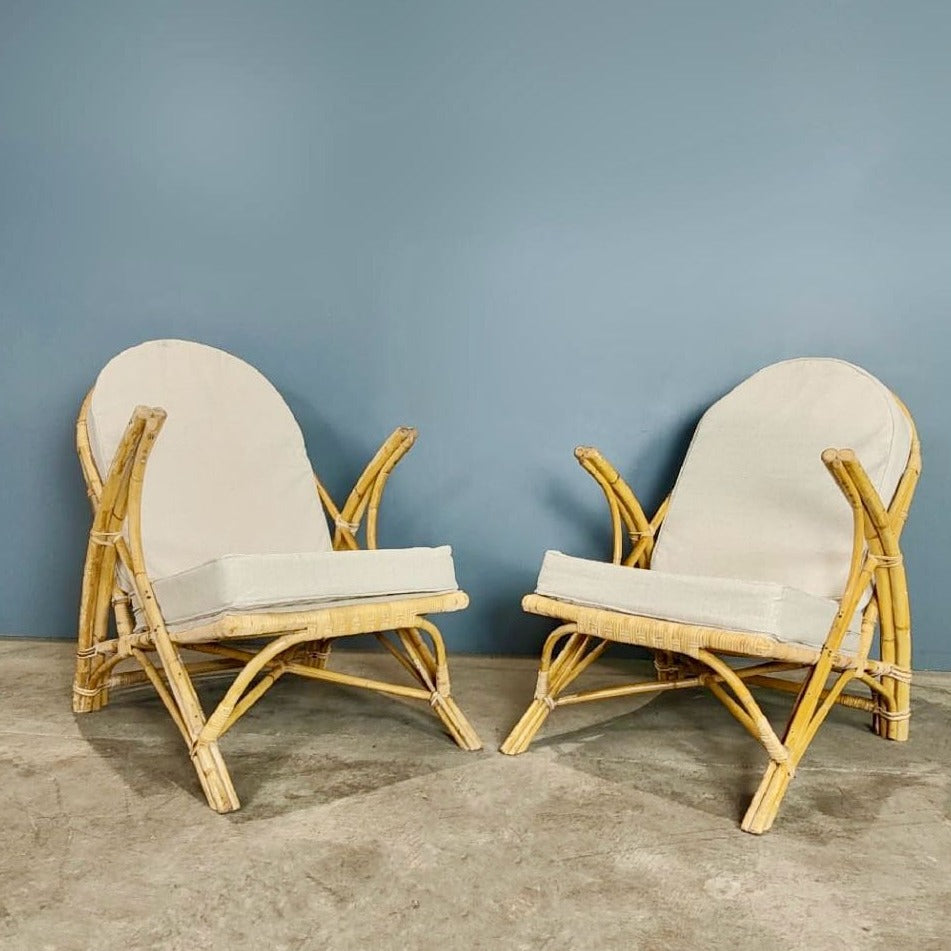 ngraves Of Leicester Pair Of Bamboo Cane Rattan Lounge Chairs