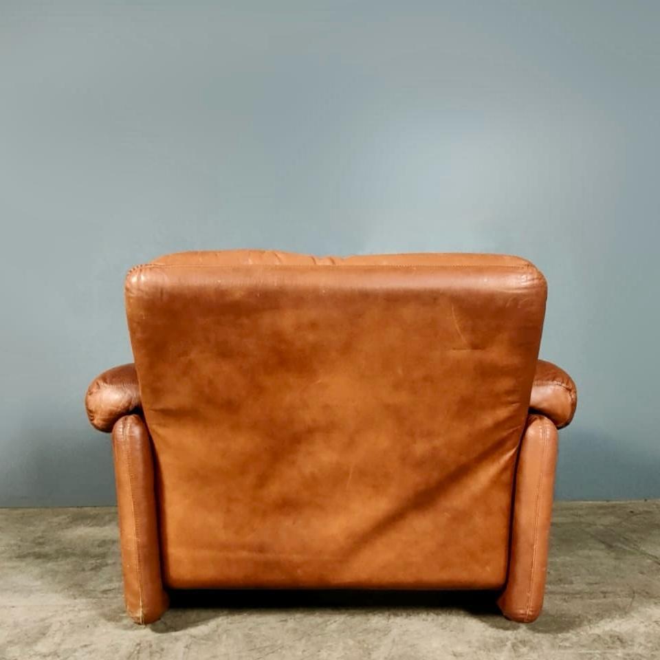 Pair Of Lounge Coronado Chairs By Tobia And Afra Scarpa For B&B Italia Tan Brown Leather