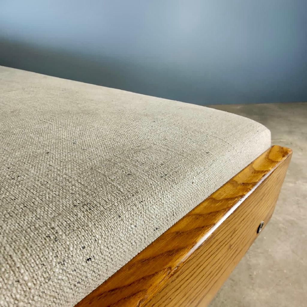 Danish GE6 Sofa Bed by Hans Wegner for Getama