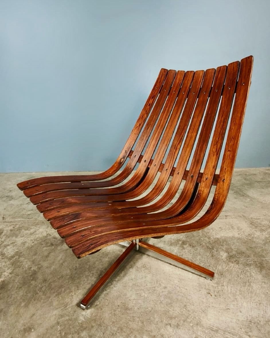 Mid Century Original Georg Eknes Hans Brattrud Scandia Rosewood Swivel Lounge Chair