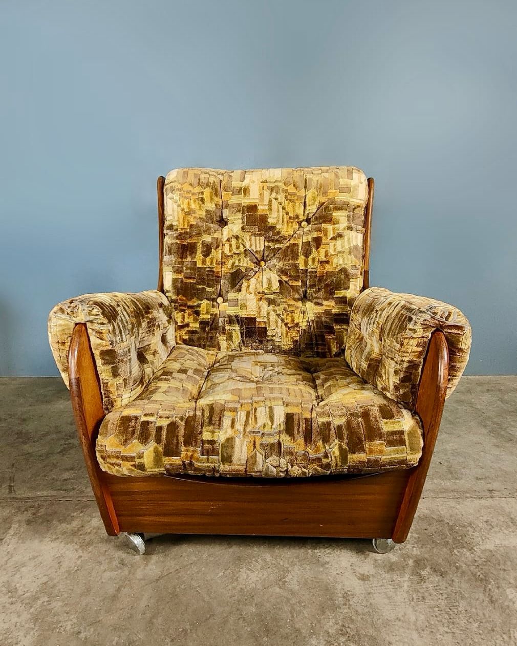 G Plan Saddleback Pair Of Armchairs In Retro Vintage