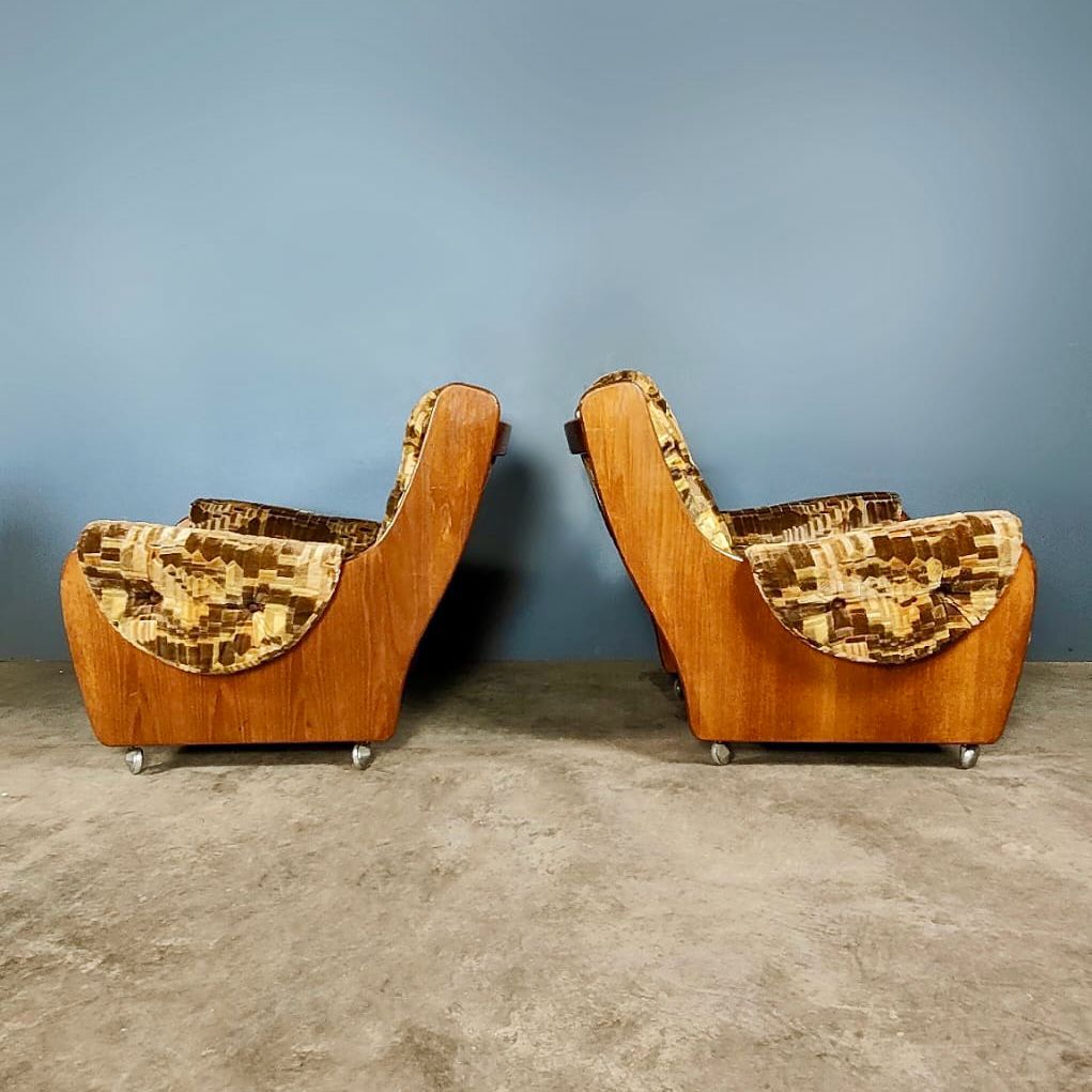 G Plan Saddleback Pair Of Armchairs In Retro Vintage