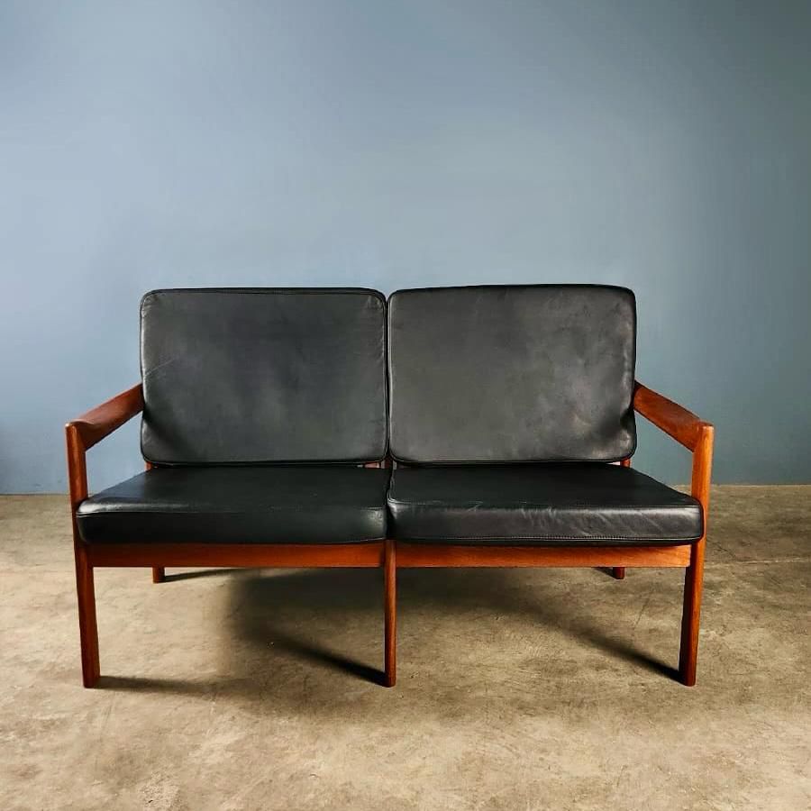 Danish Two Seater Sofa Illum Wikkelsø For Niels Eilersen Black Leather Teak