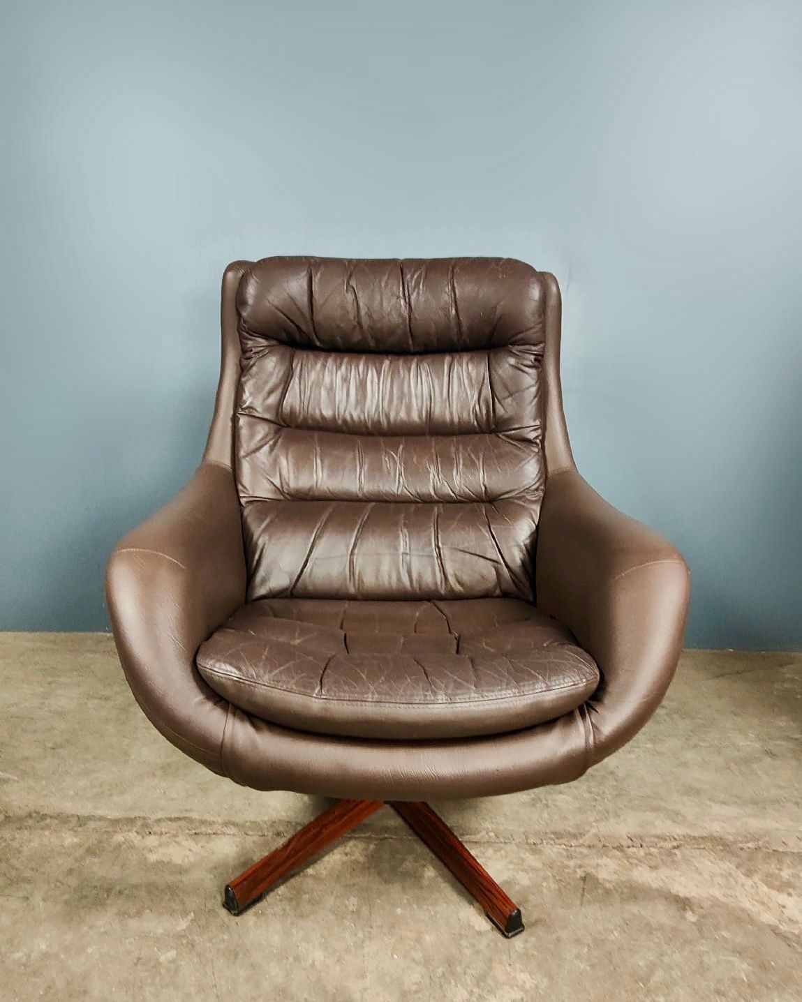 Brown Leather Mid Century Overman Swedish Swivel Lounge Chair