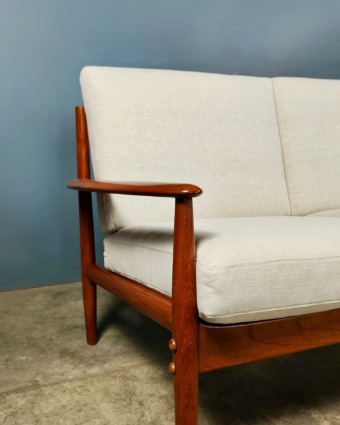 SOLD Mid Century Danish Teak 4 Seater Sofa Model 118-4 Grete Jalk France & Son & Daverkosen Vintage Retro MCM