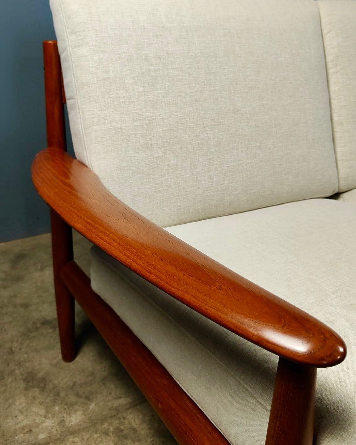 SOLD Mid Century Danish Teak 4 Seater Sofa Model 118-4 Grete Jalk France & Son & Daverkosen Vintage Retro MCM