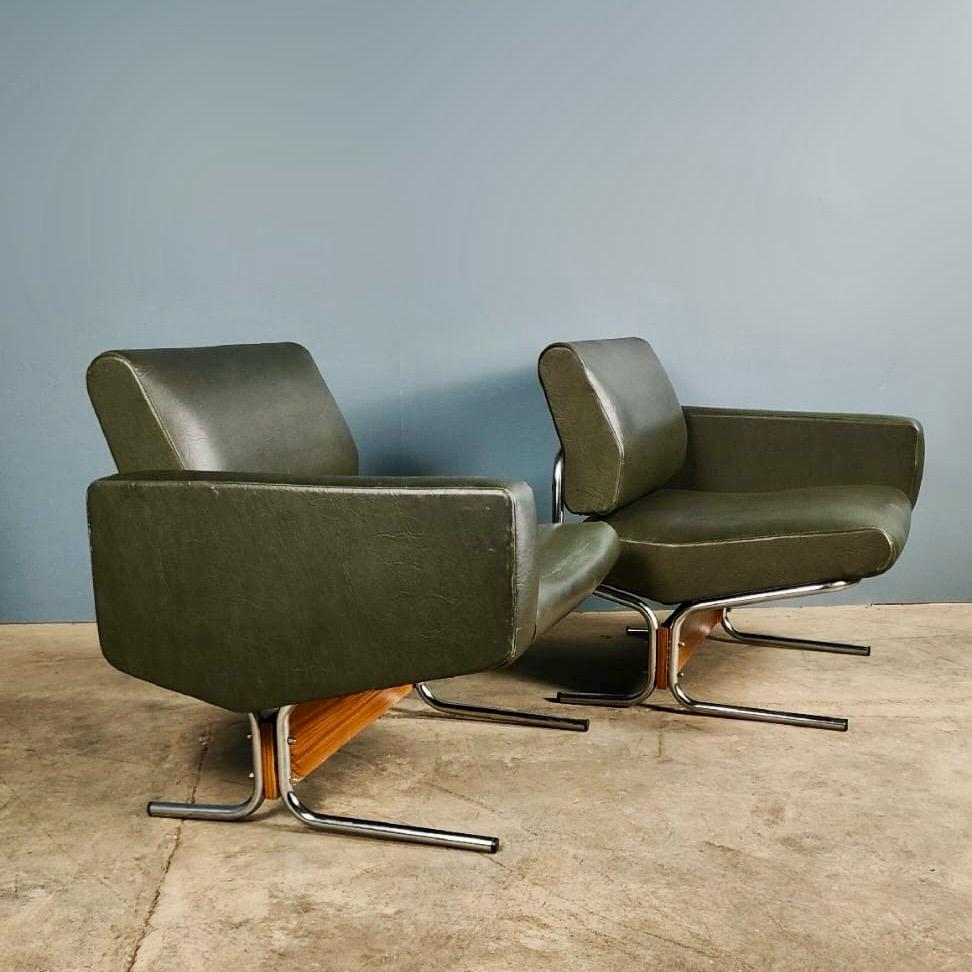SOLD Mid Century Sofa Or Chairs 'Caracas' By Pierre Guariche For Meurop Vintage Retro