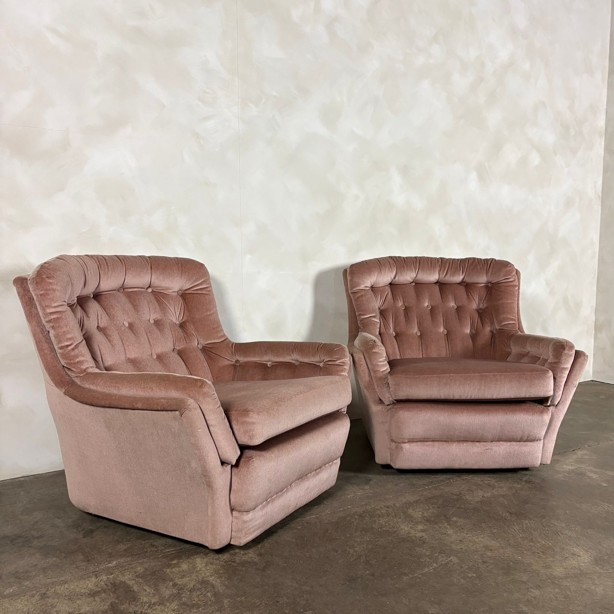 Mid Century Armchair Blush Pink Vintage Retro MCM