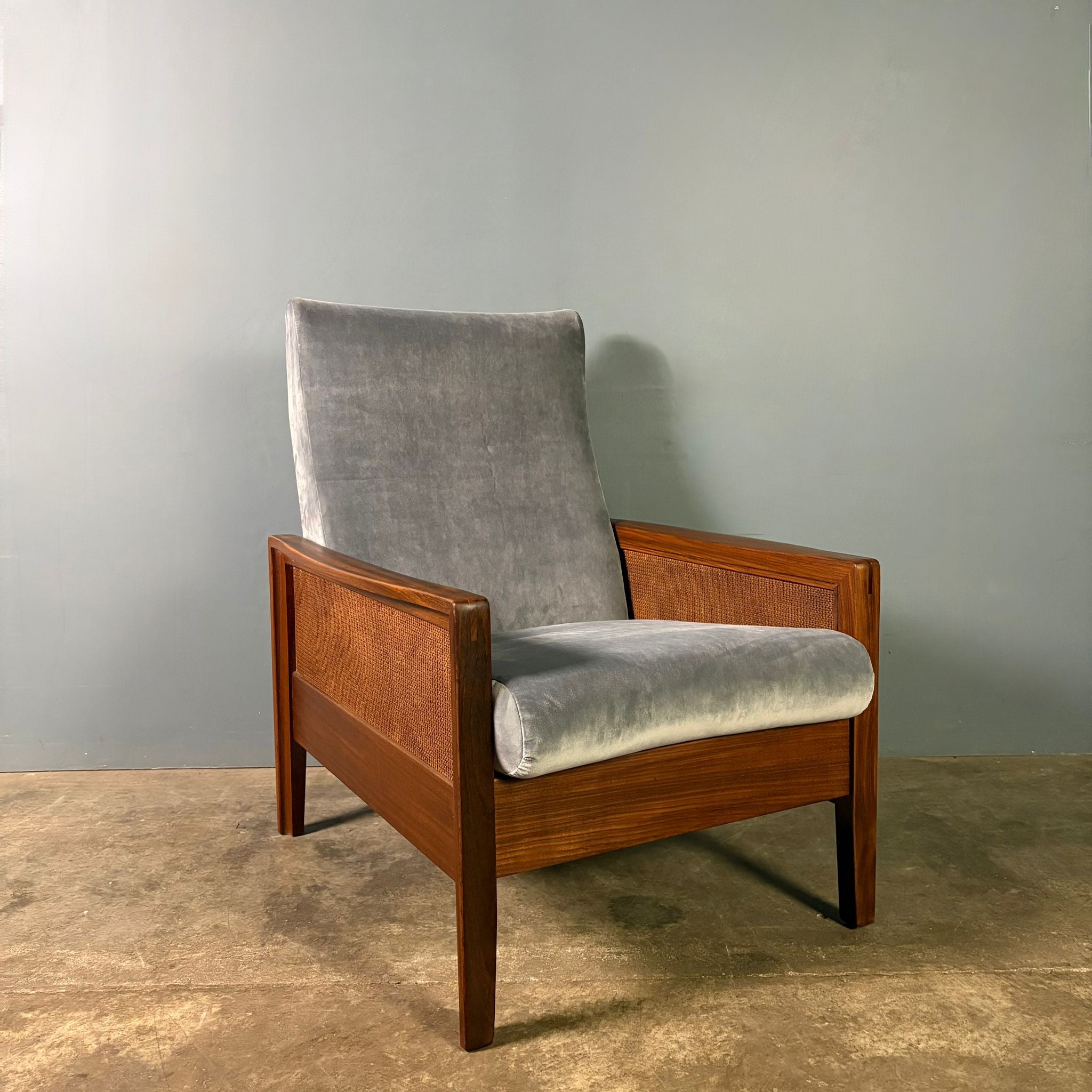 Guy Rogers Teak Lounge Chair Mid Century Vintage Retro MCM