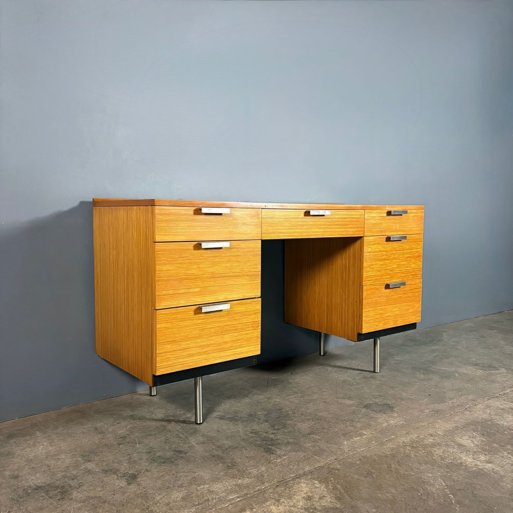 Mid Century Stag Fineline Desk/Dressing Table By John & Sylvia Reid Vintage Retro MCM