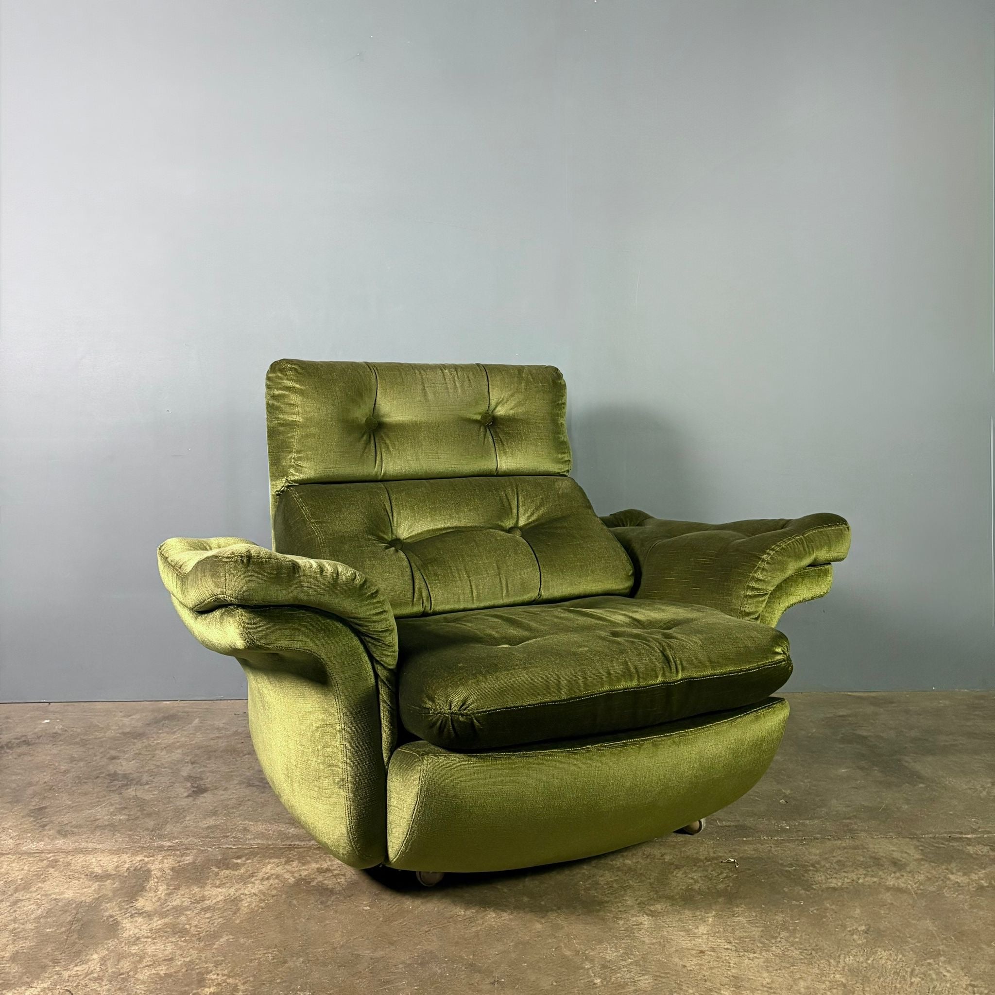 Mid Century Green Velvet Armchair Vintage Retro MCM