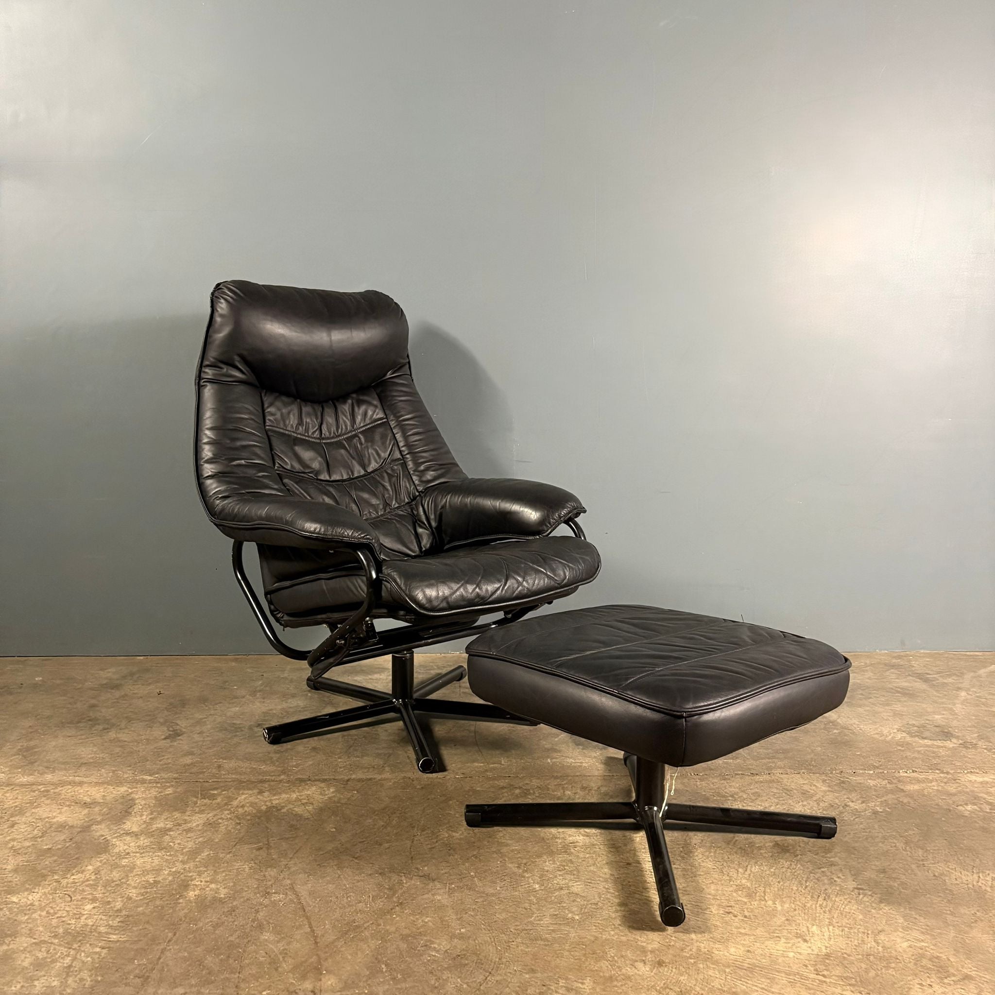 Black Leather Skoghaug Reclining Swivel Lounge Chair With Matching Footstool/Ottoman Mid Century Vintage Retro MCM
