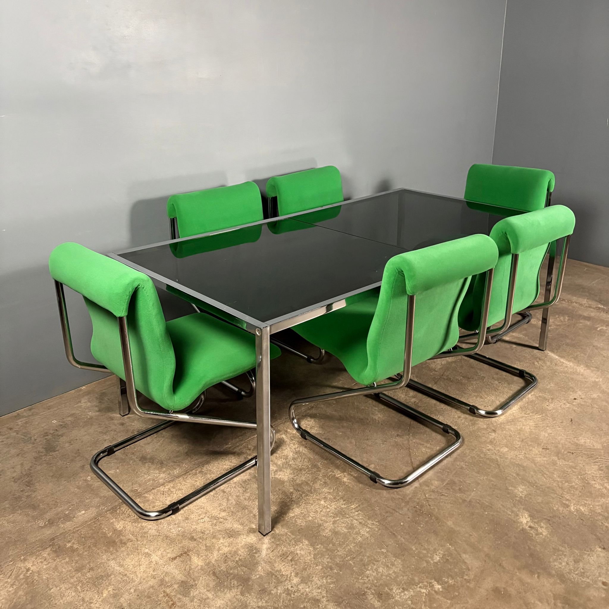 Six Green Italian Pace Chrome Dining Chairs & Glass Dining Table Mid Century Vintage Retro MCM