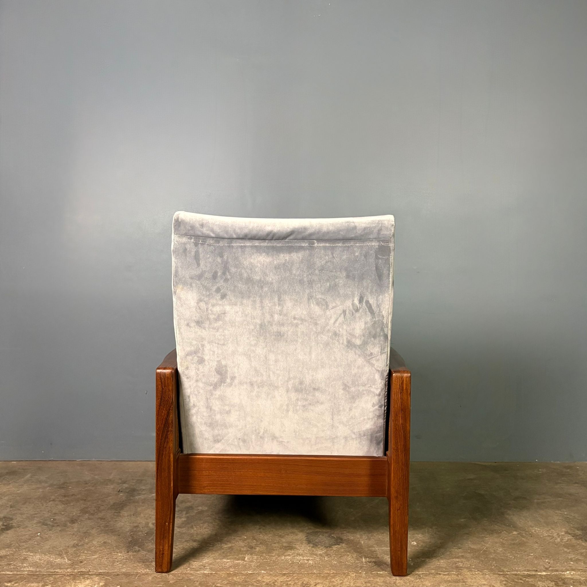 Guy Rogers Teak Lounge Chair Mid Century Vintage Retro MCM