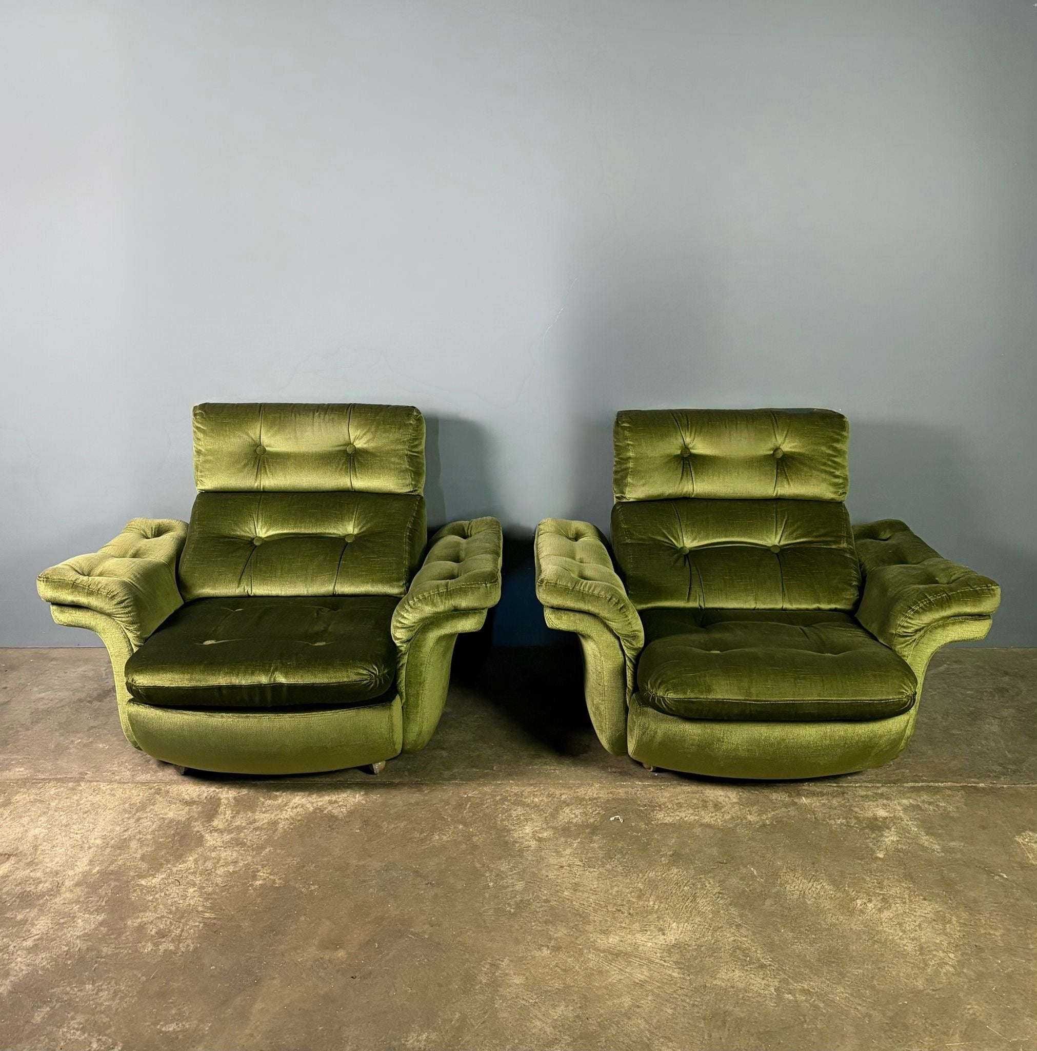 Mid Century Green Velvet Armchair Vintage Retro MCM