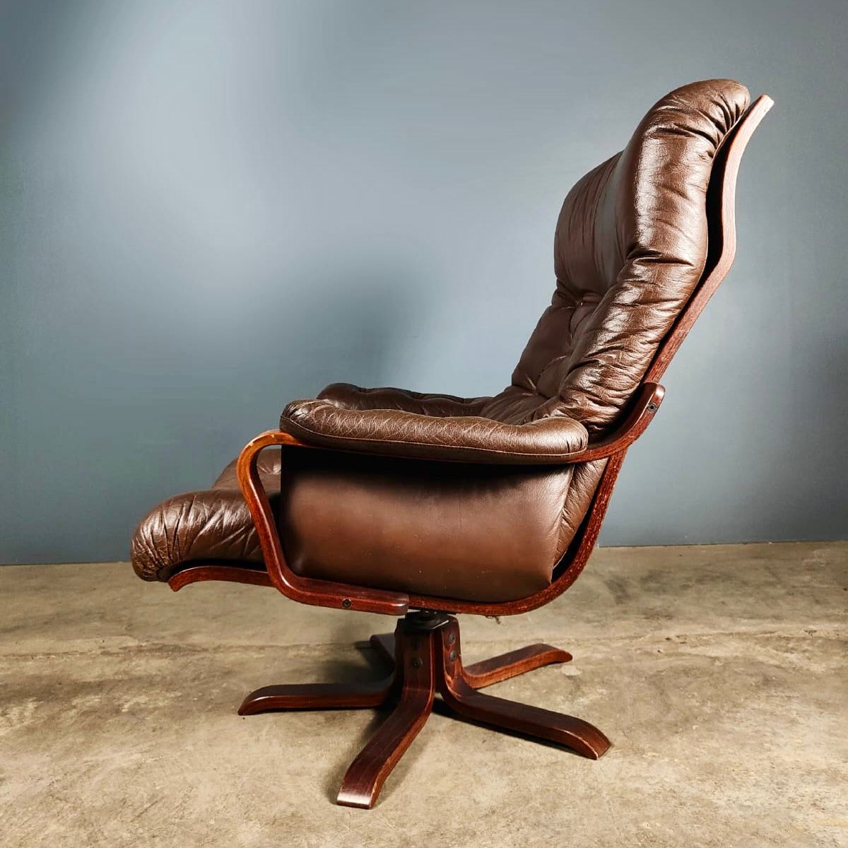 SOLD Mid Century Pair Of Göte Möbler Brown Leather Swivel Chair Lounge Armchairs Vintage Retro MCM