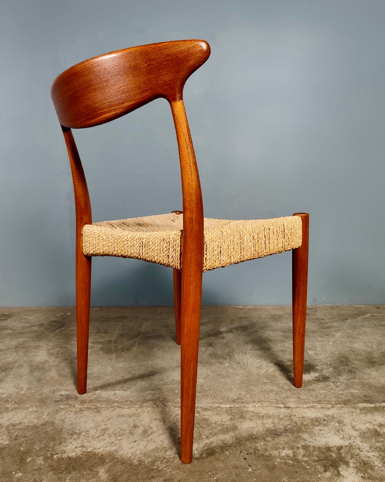 SOLD Mid Century Danish Teak Dining Chair By Arne Hovmand-Olsen For Mogens Kold Vintage Retro MCM