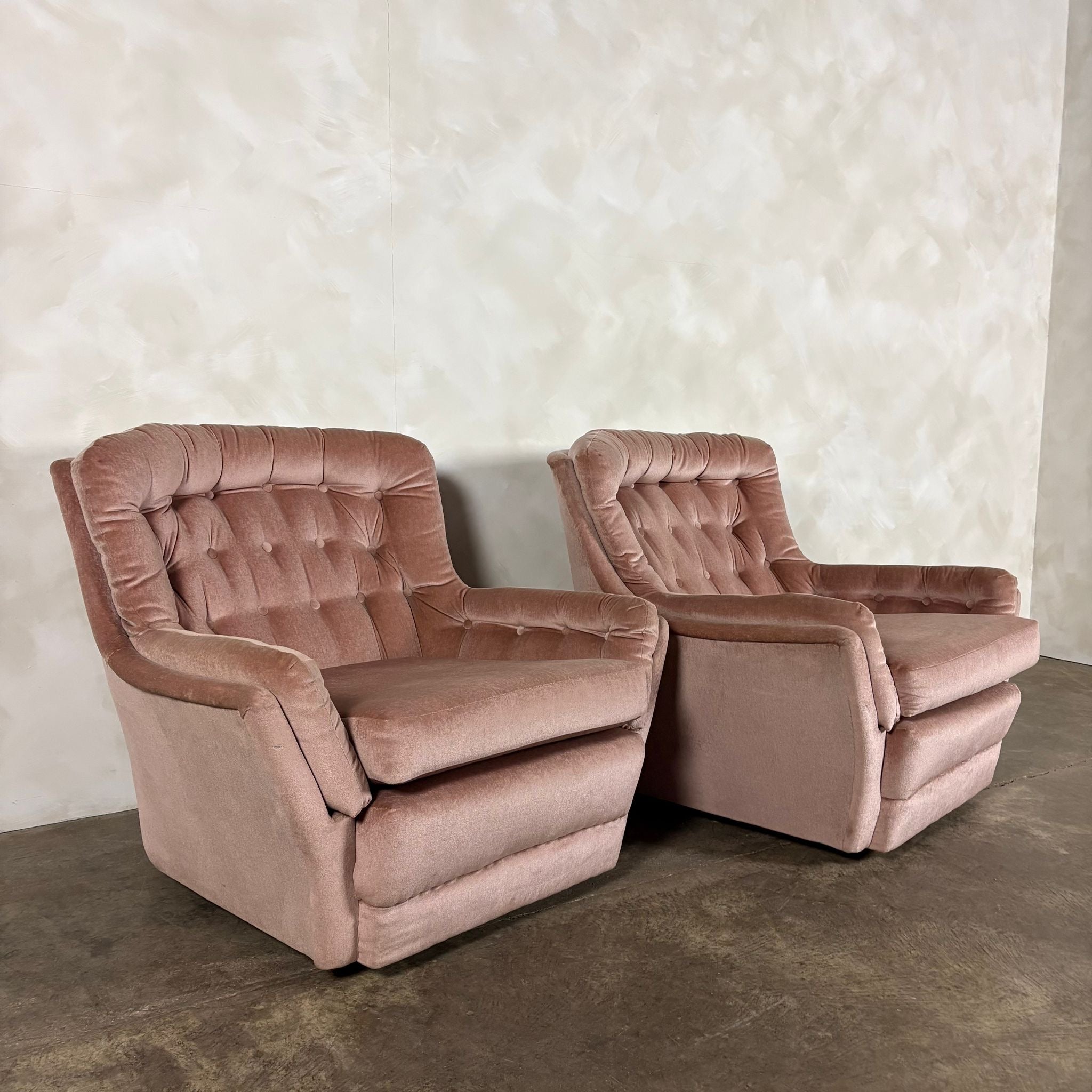 Mid Century Armchair Blush Pink Vintage Retro MCM