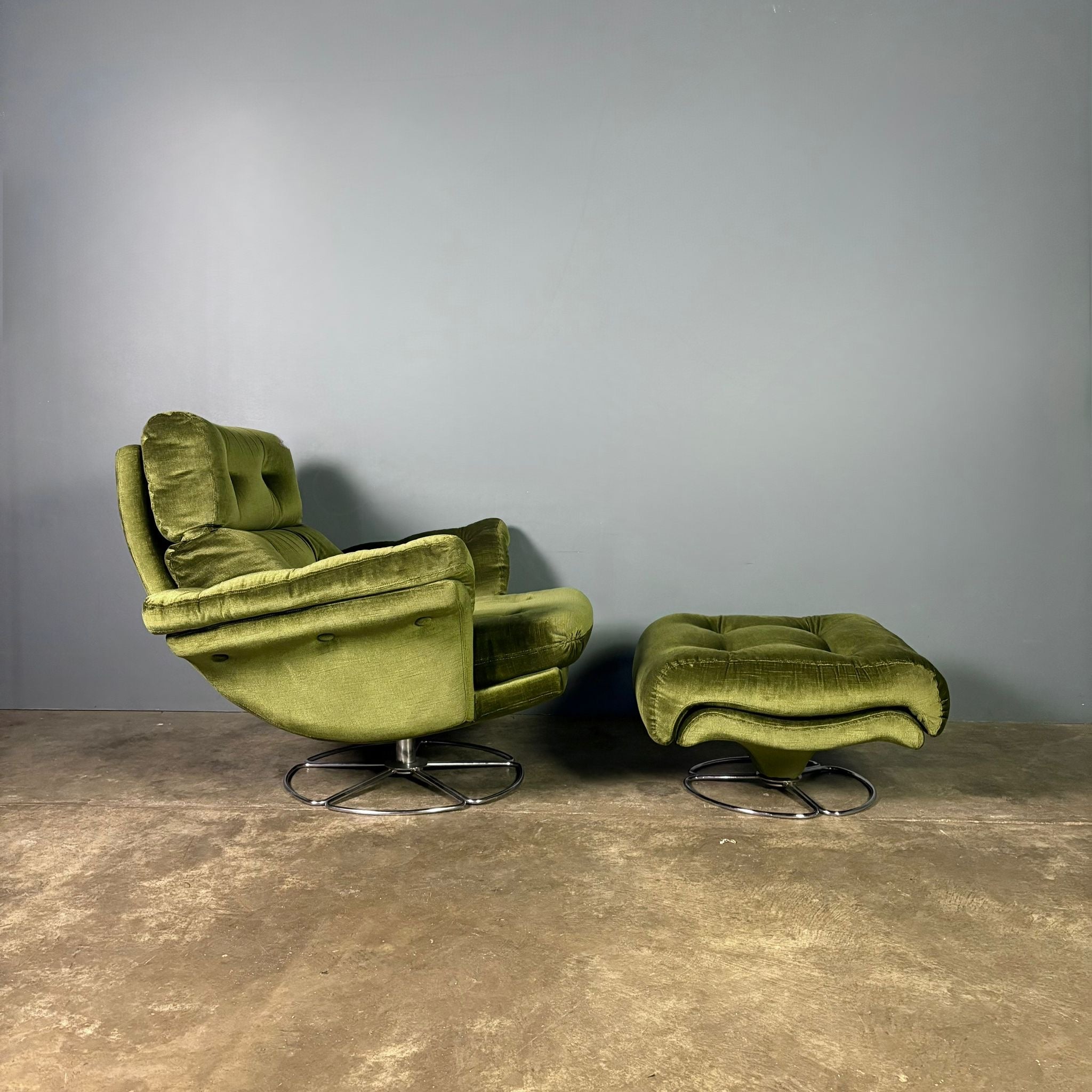 Mid Century Green Velvet Swivel Armchair & Matching Footstool Vintage Retro MCM