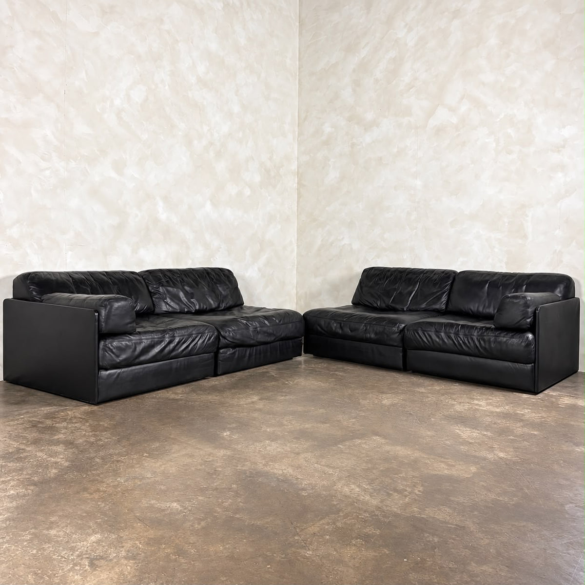 Four De Sede DS-76 Black Leather 1972 Sofa/Chairs Sofa Beds Mid Century Vintage Retro MCM