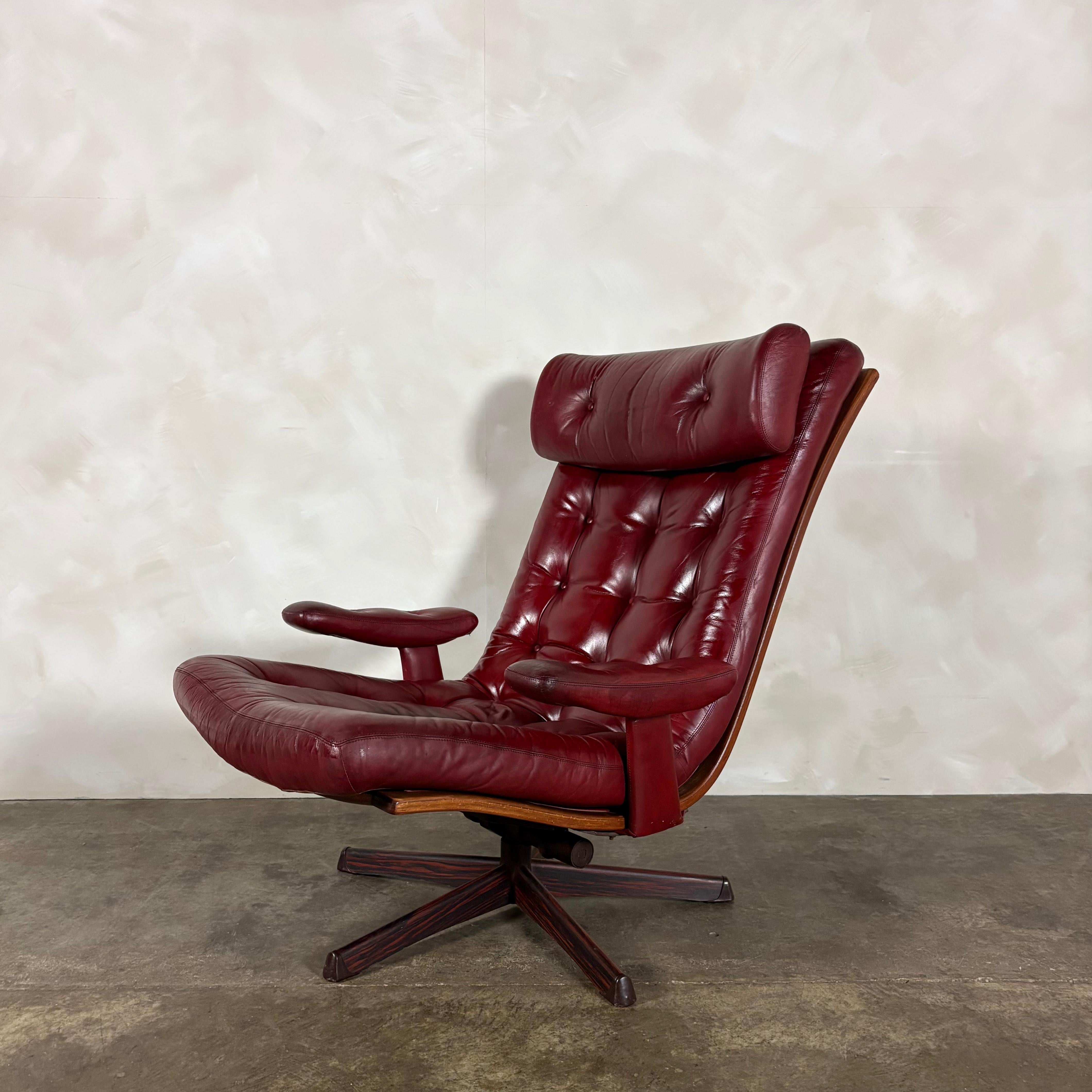 Göte Möbler Red Leather Swivel Armchair Swedish 1970s Mid Century Vintage Retro MCM