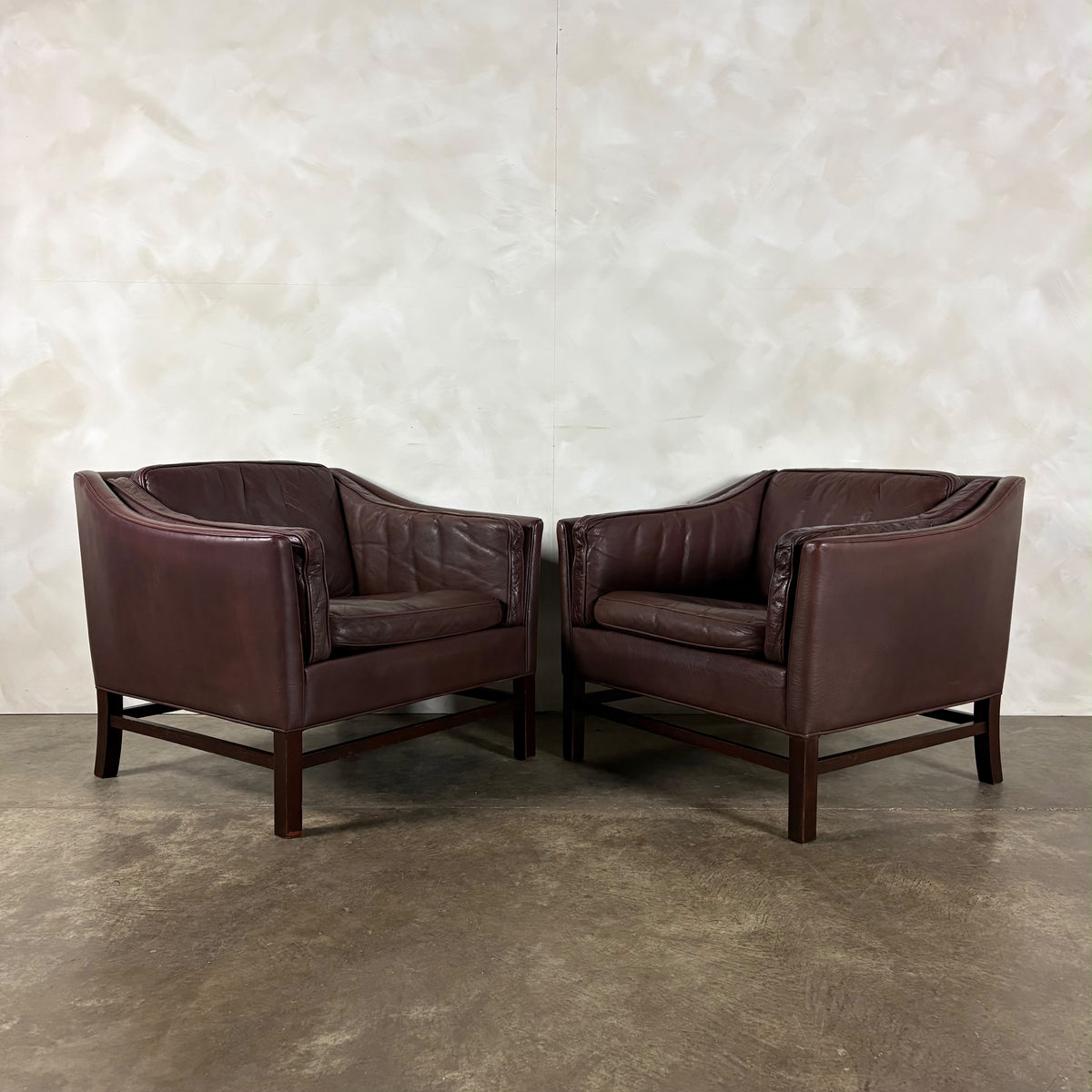 Pair Of Georg Thams Leather Armchairs Grant Møbelfabrik Denmark 1970s Mid Century Vintage Retro MCM