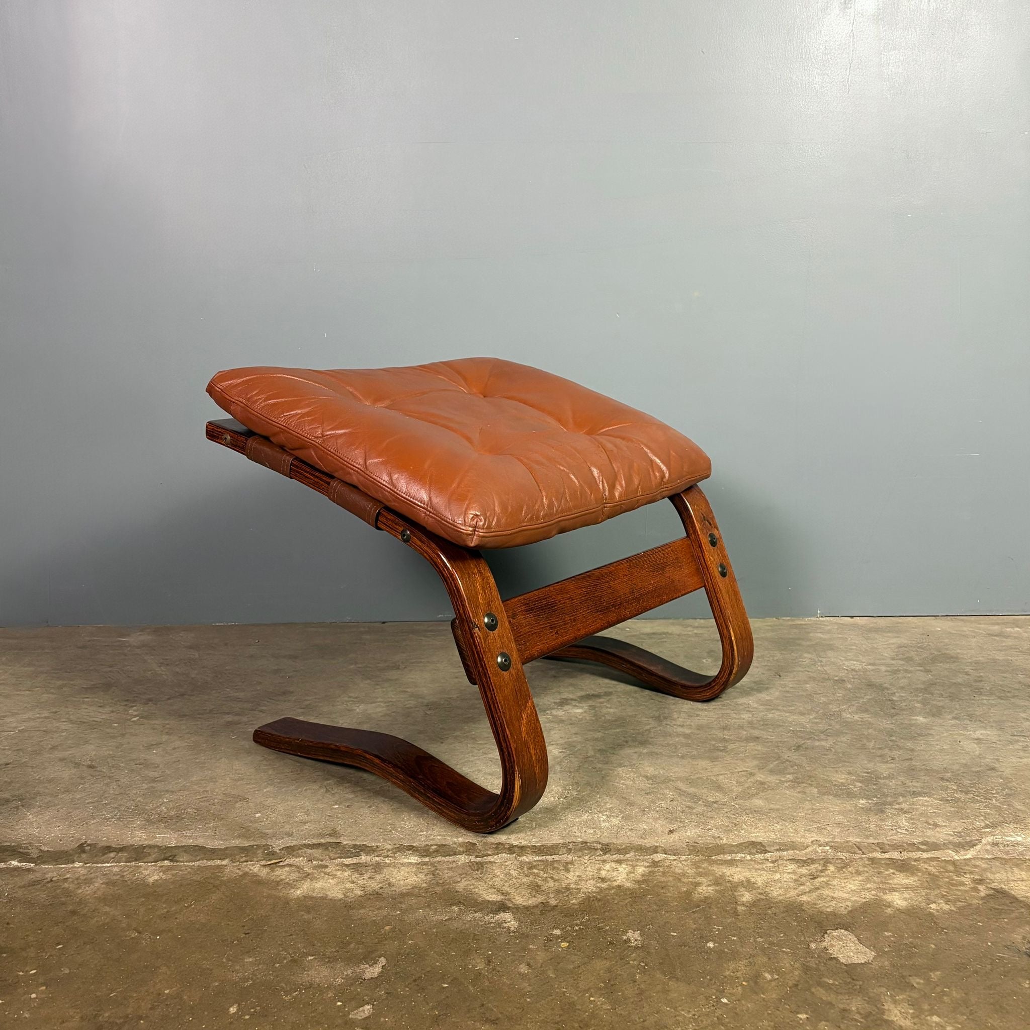 Vintage Norwegian Bentwood Tan Brown Leather Footstool/Ottoman Mid Century Retro MCM