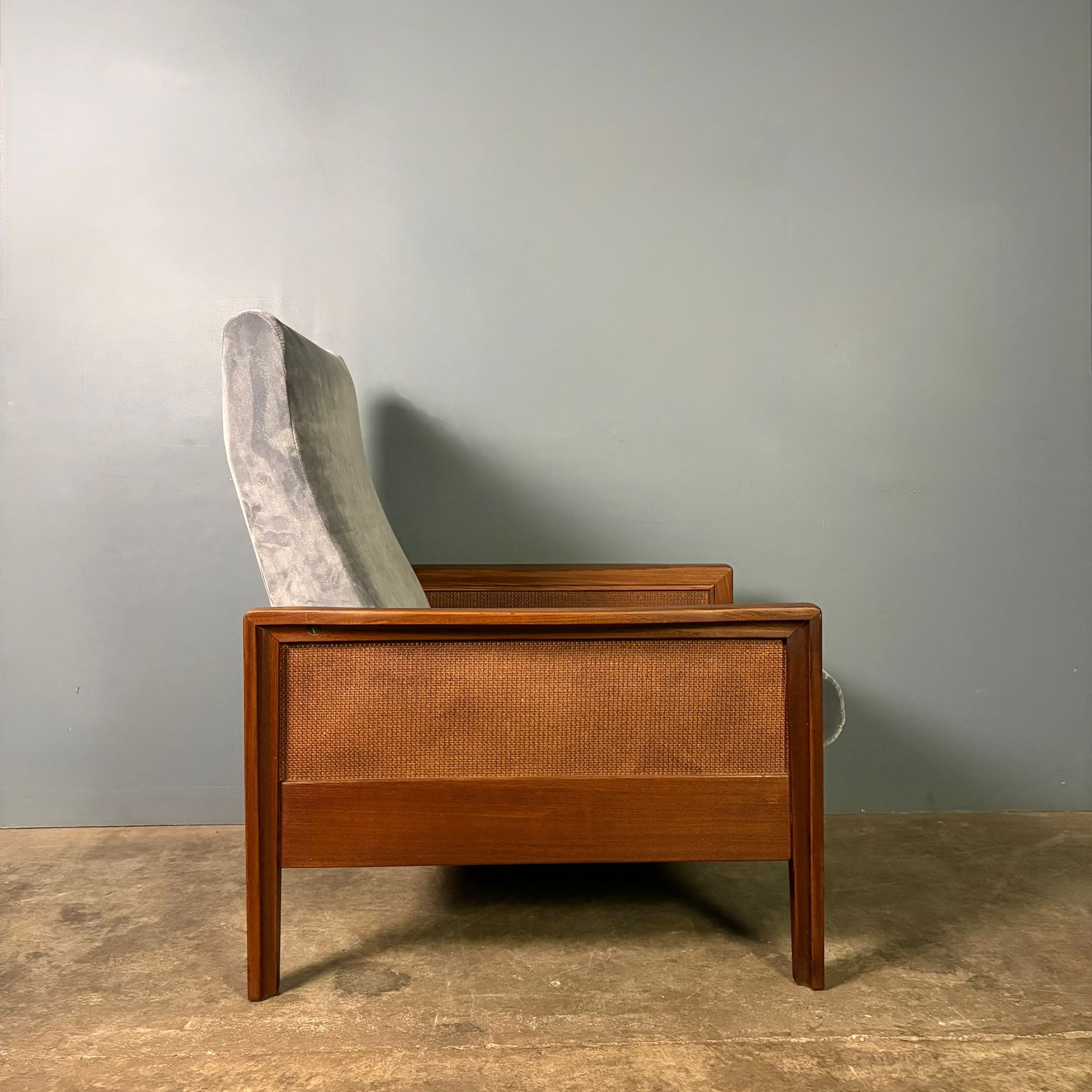 Guy Rogers Teak Lounge Chair Mid Century Vintage Retro MCM